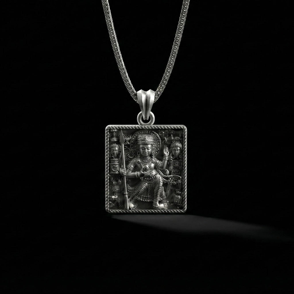 Durga Tanrıçası Kolye Ucu, Oksitlenmiş Gümüş Hindu Takısı