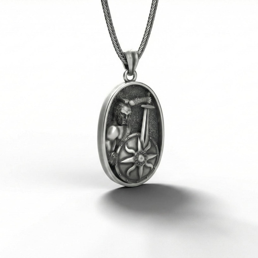 Roma Gladyatör Kolye Ucu Oksitlenmiş Gümüş Savaşçı Kalkanı Şeklinde Takı