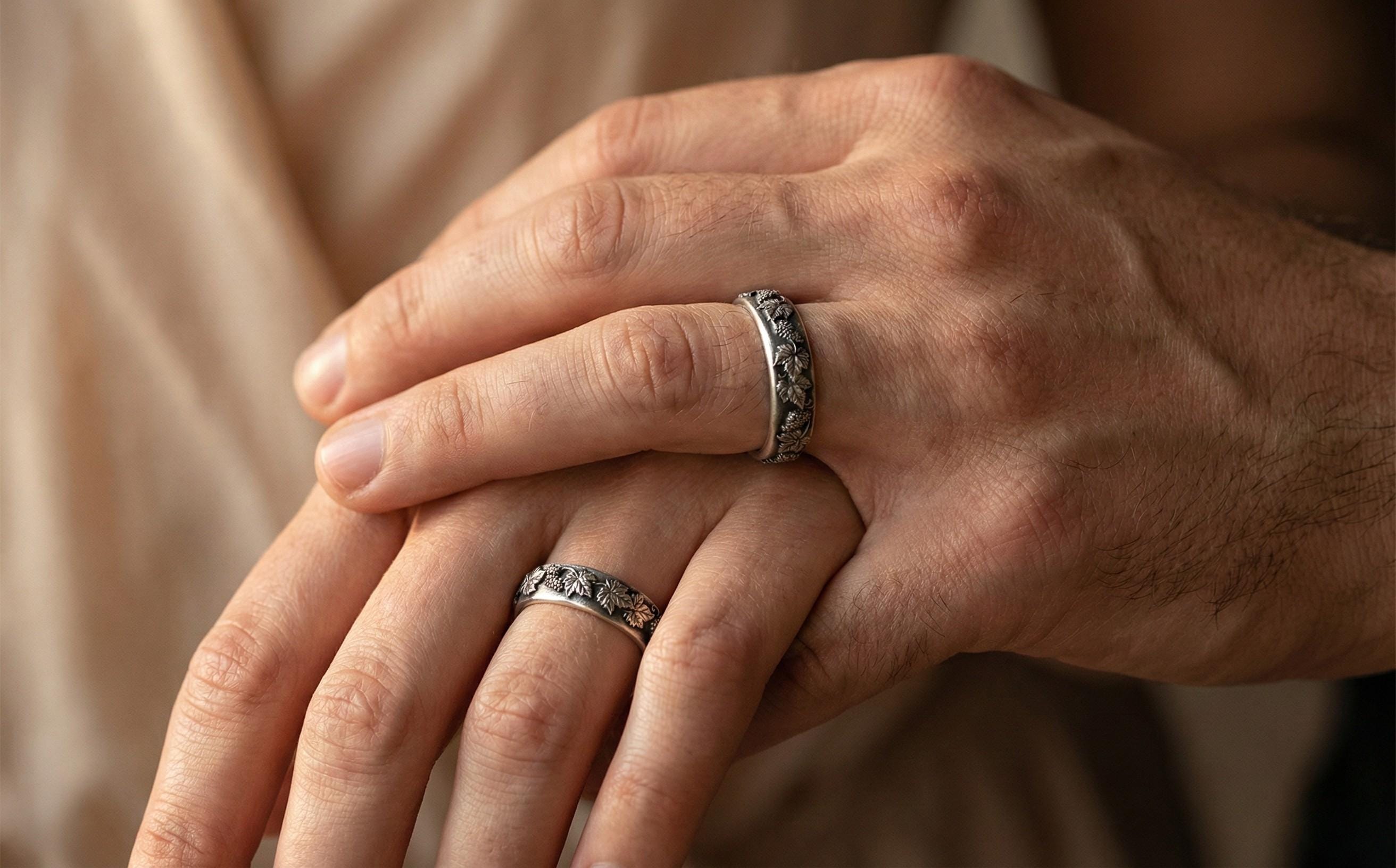 Gümüş Asma Yaprağı Yüzükler – Unisex Üzüm Yaprağı Motifli Alyanslar