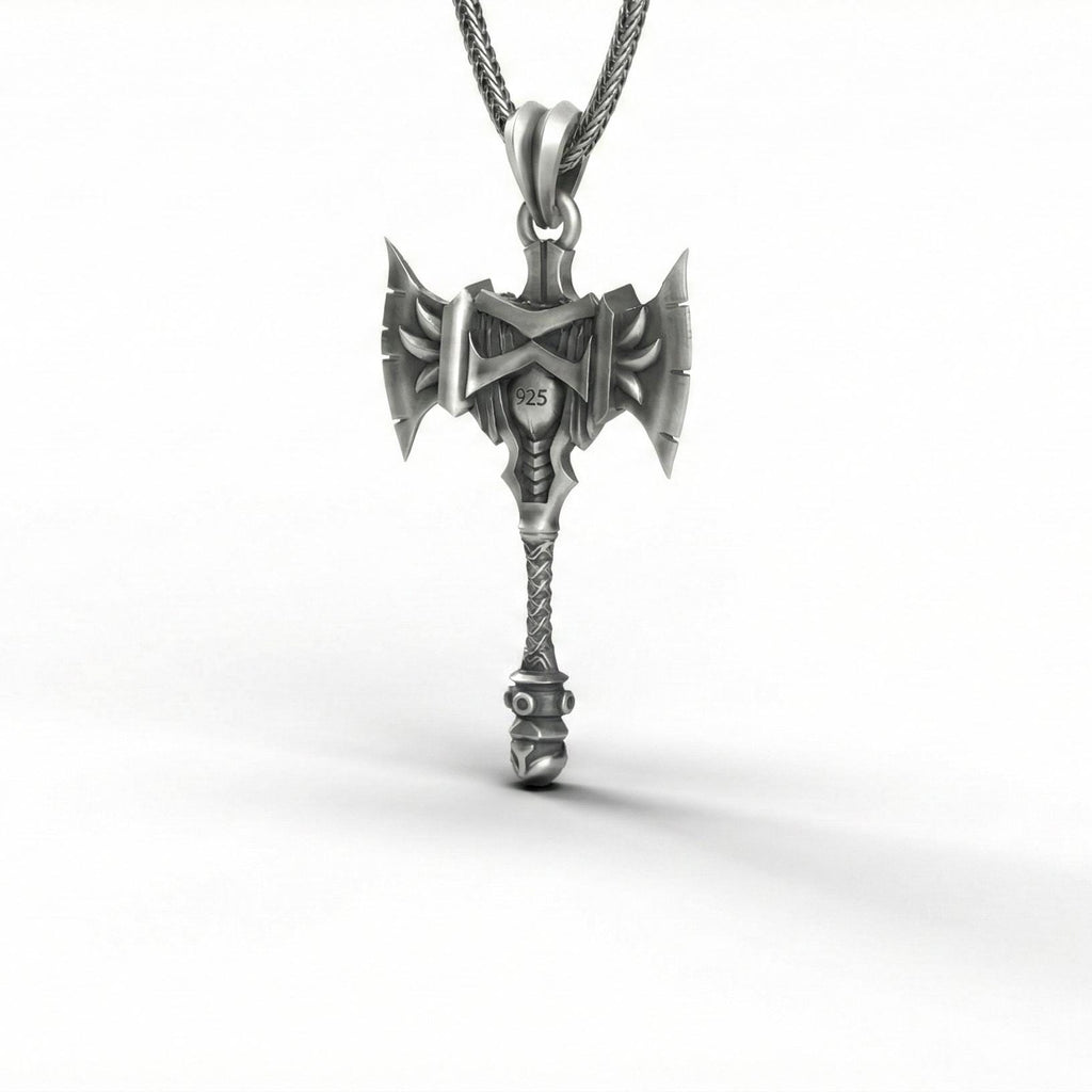 Savaş Baltası Kolye Ucu Oksitlenmiş Gümüş Kafatası Savaşçı Temalı Takı