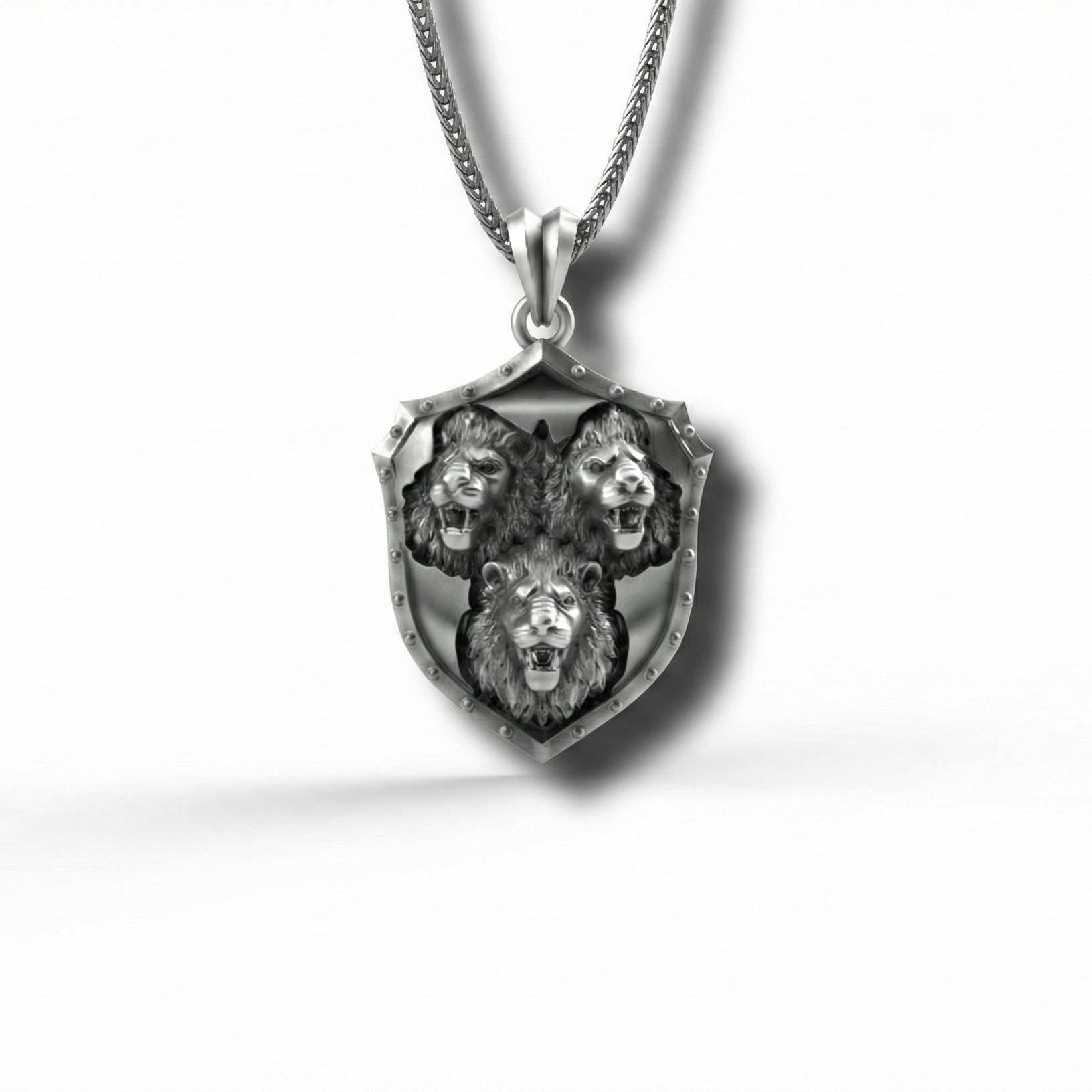 Üç Aslan Kalkan Kolye Ucu Oksitlenmiş Gümüş Takı