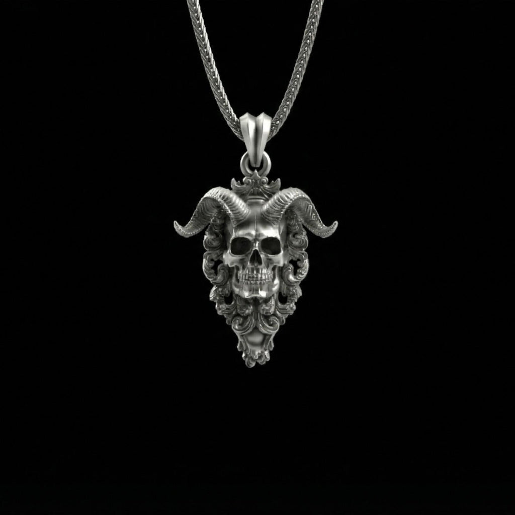 Boynuzlu Şeytan Kafatası Gümüş Kolye