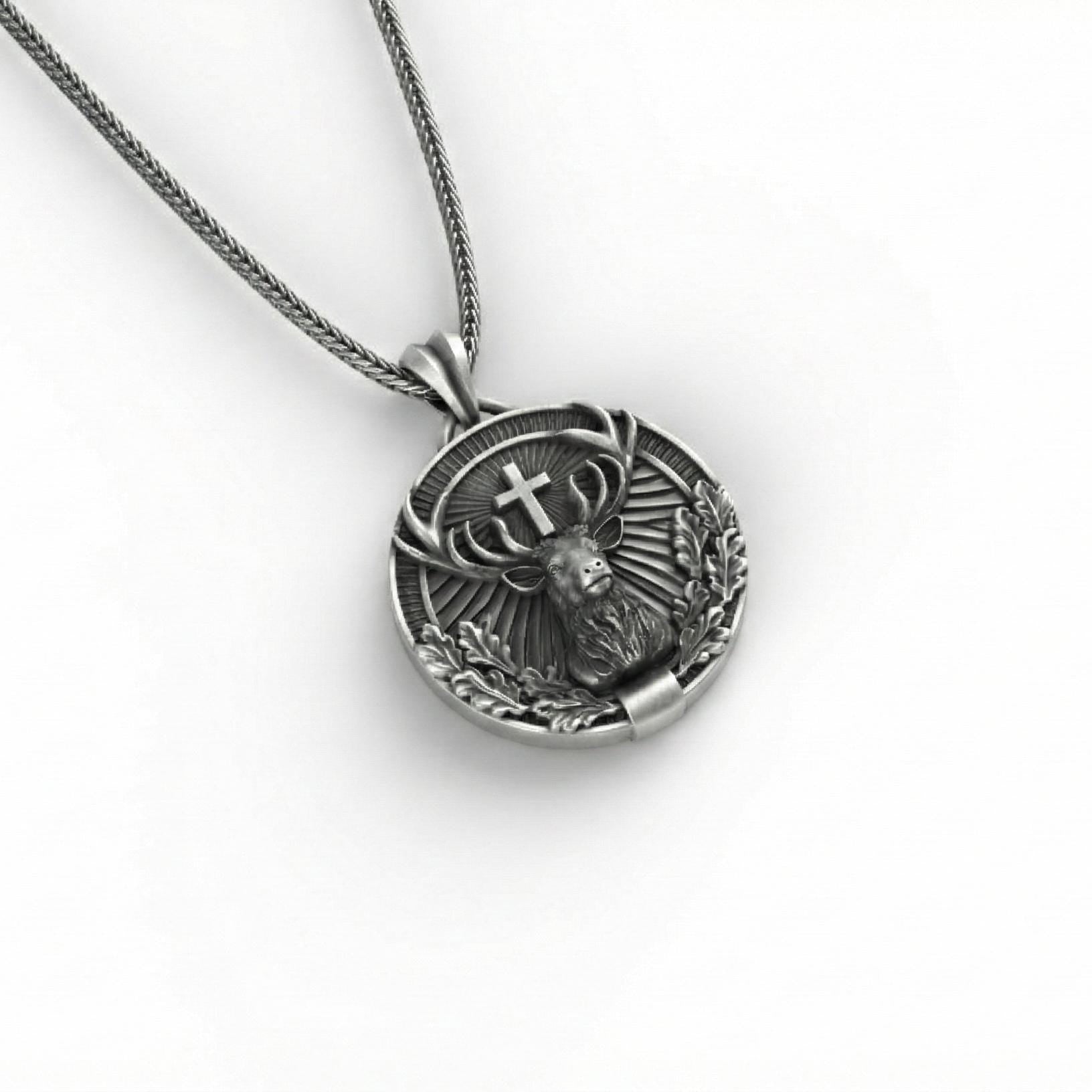 Aziz Hubertus Geyik Kolye Ucu Oksitlenmiş Gümüş Hristiyan Avcılık Sembolü Takı