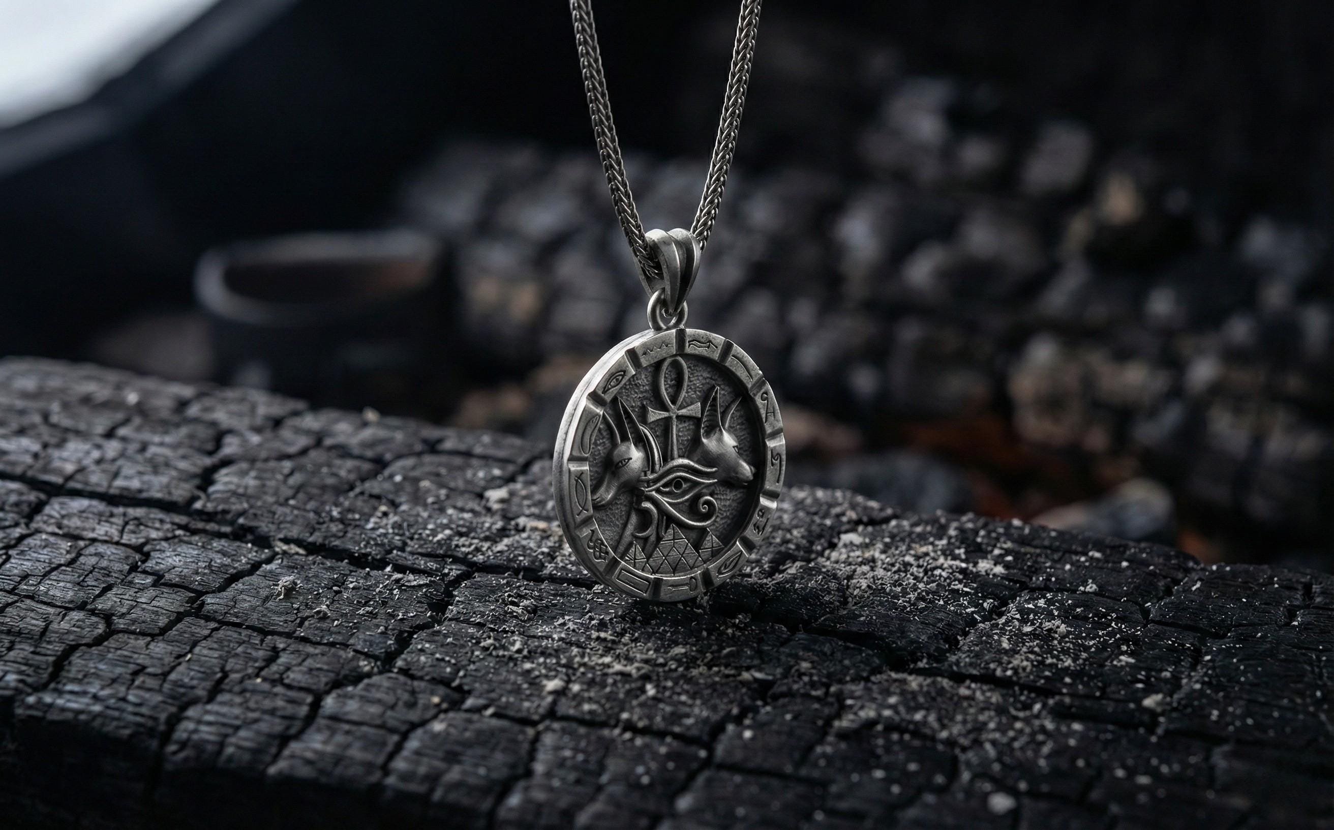 Antik Gümüş Anubis Ankh Horus'un Gözü Kolye Mısır Titolojisi Takı