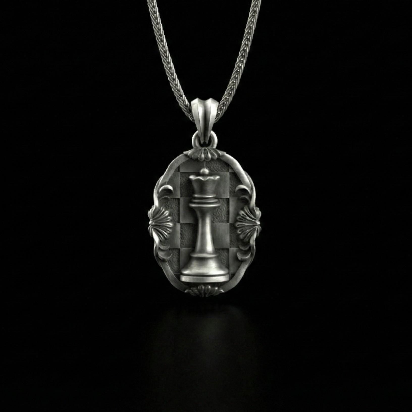 Antik Gümüş Satranç Vezir Kolye Ortaçağ Strateji Sembolü Takı