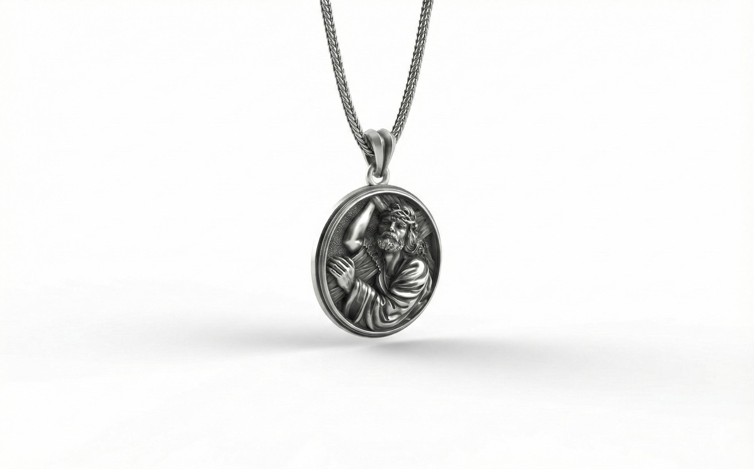 Antik Gümüş İsa'nın Çarmıh Taşıdığı Kolye Ucu Hristiyan Madalyon Takı