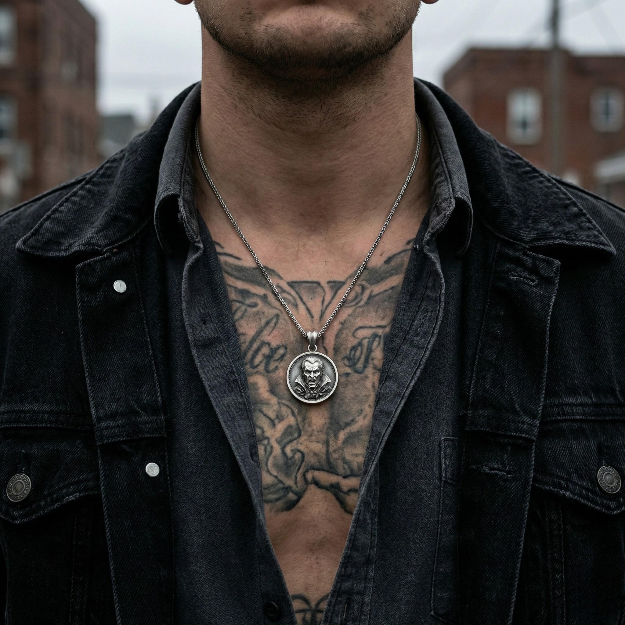 Vampir Madalyon Kolye, Gümüş Gotik Takı