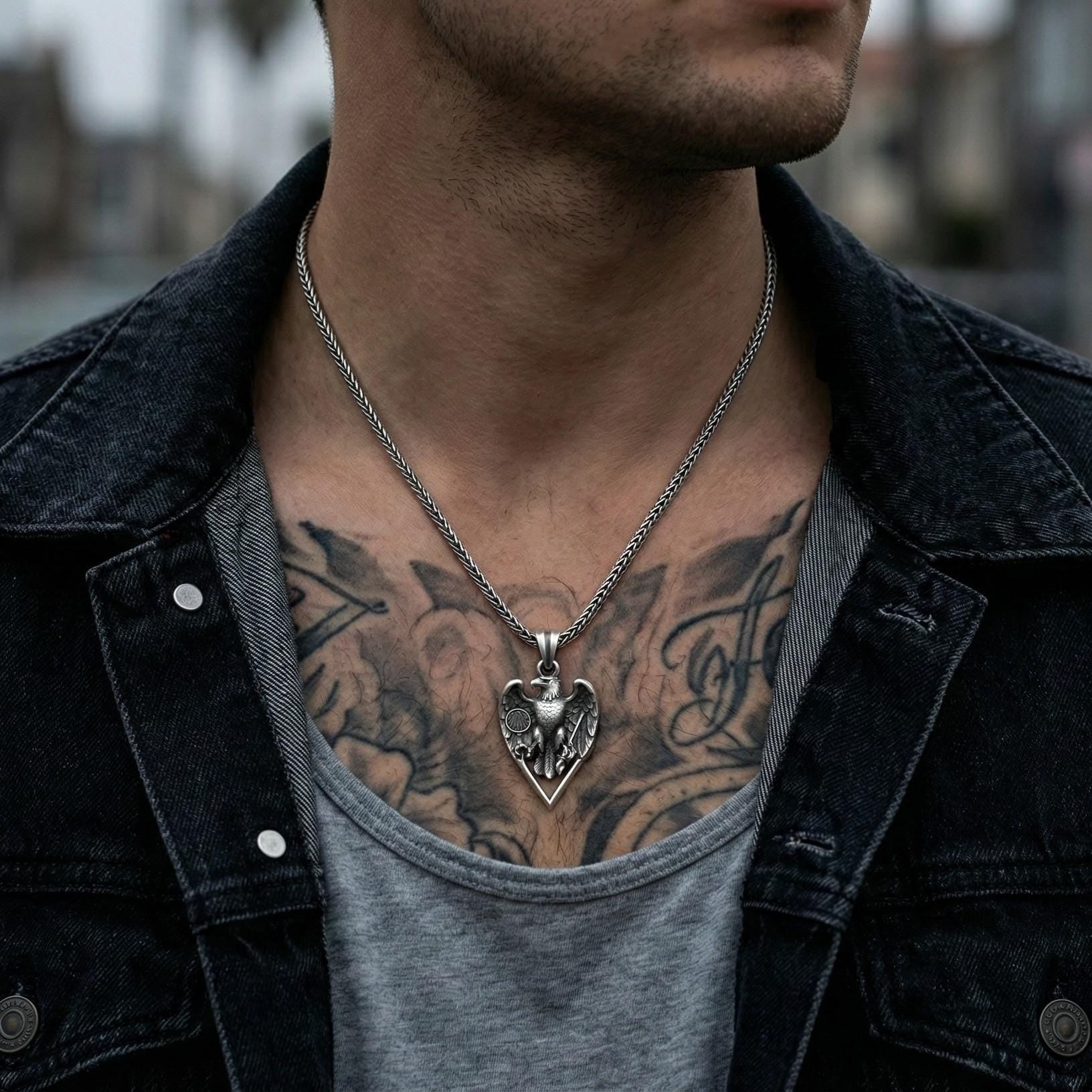 Kartal Figürlü Gümüş Kolye