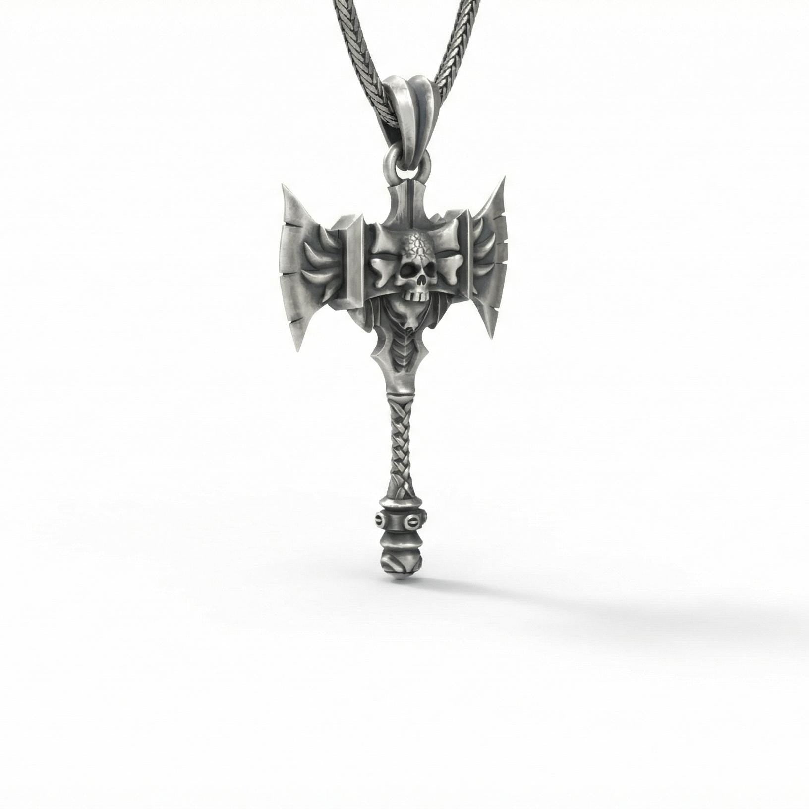 Savaş Baltası Kolye Ucu Oksitlenmiş Gümüş Kafatası Savaşçı Temalı Takı