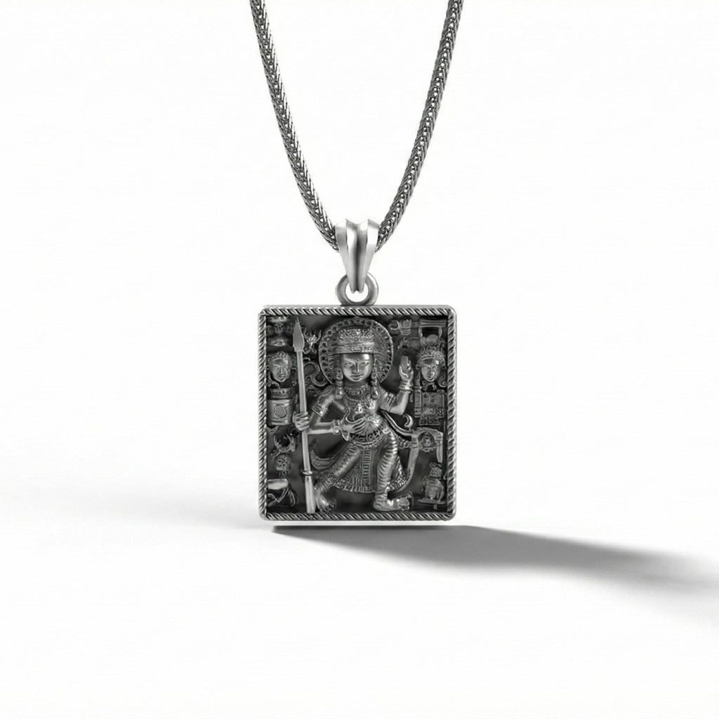 Durga Tanrıçası Kolye Ucu, Oksitlenmiş Gümüş Hindu Takısı