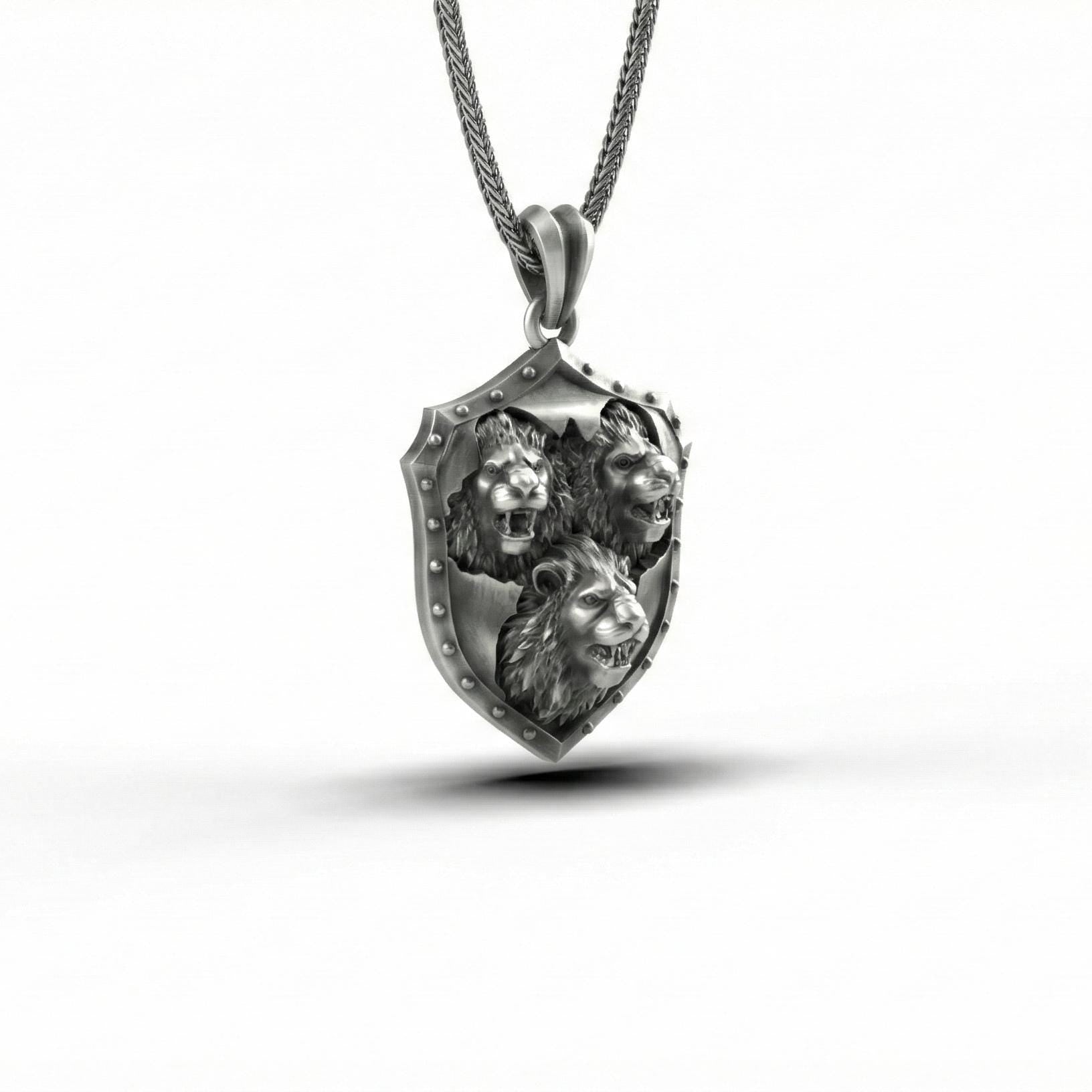 Üç Aslan Kalkan Kolye Ucu Oksitlenmiş Gümüş Takı