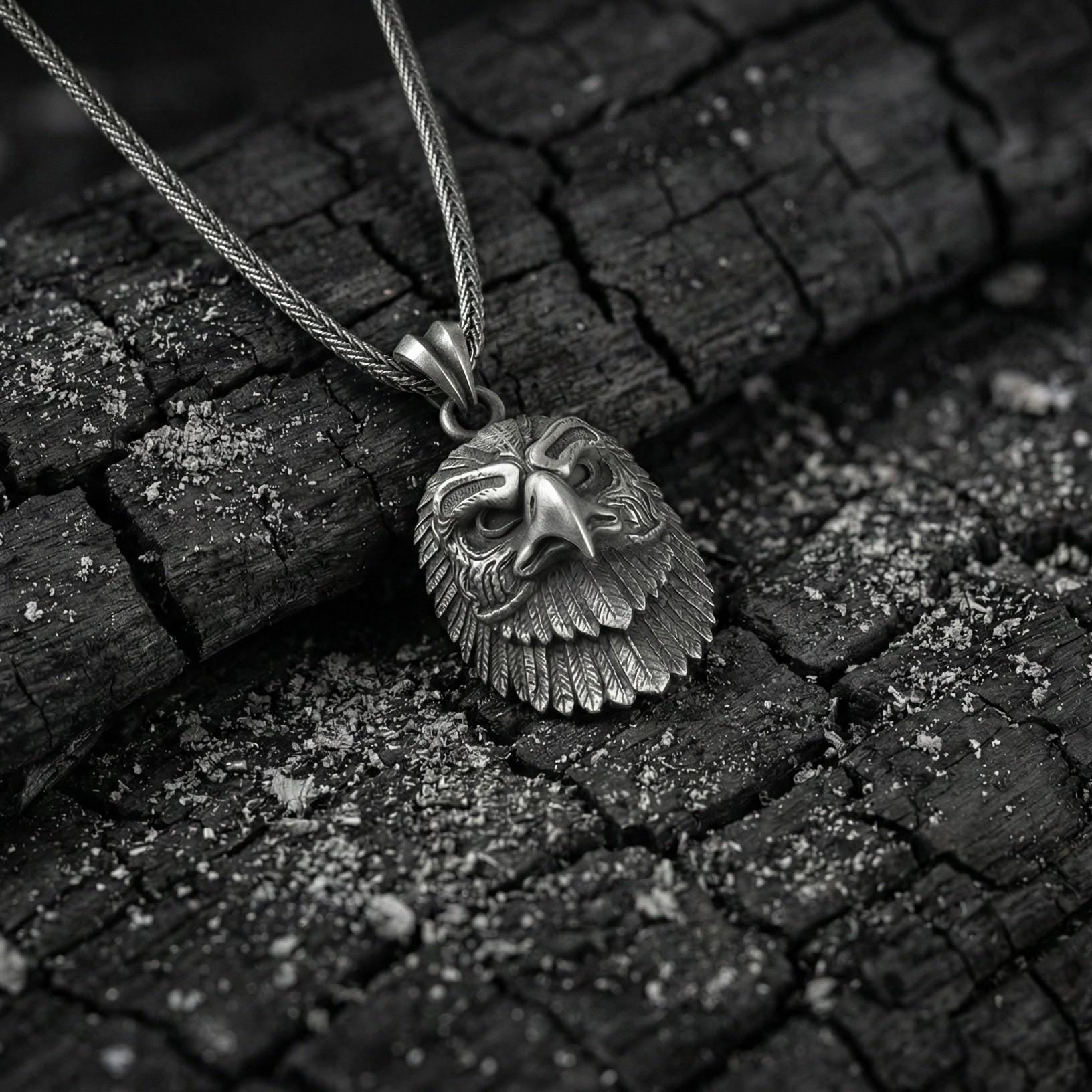 Gümüş Kartal Başlı Kolye Ucu