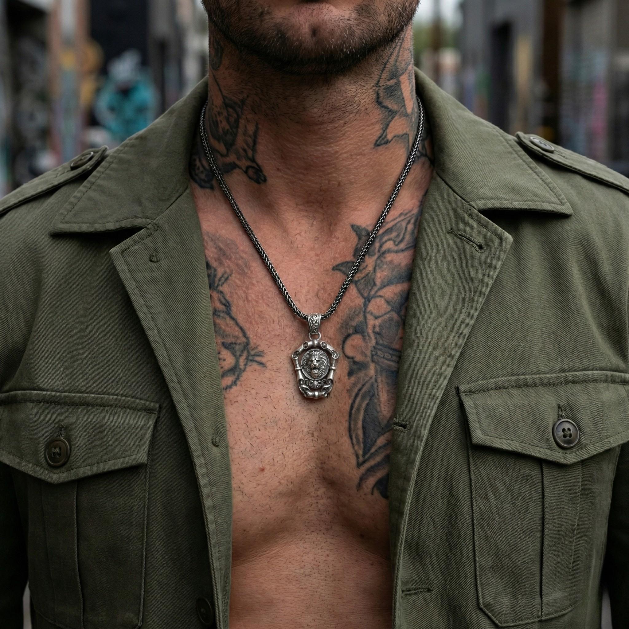 Aslan Kolye: Oksitli 925 Ayar Gümüş - El Yapımı Erkek Takısı