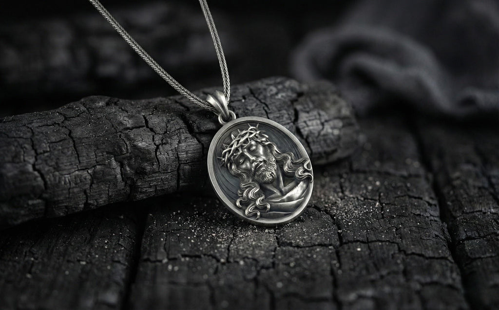 Gümüş İsa Mesih Madalyon Kolye Hristiyan Dini Takı