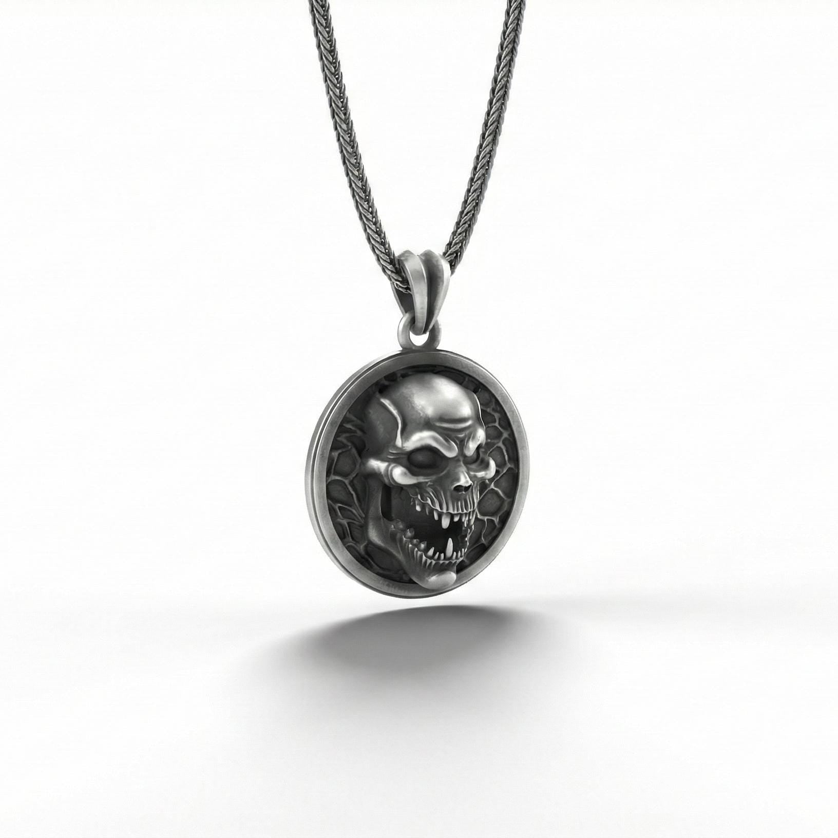 Canavar Kafası Kolye Oksitlenmiş Gümüş Korku Temalı Takı