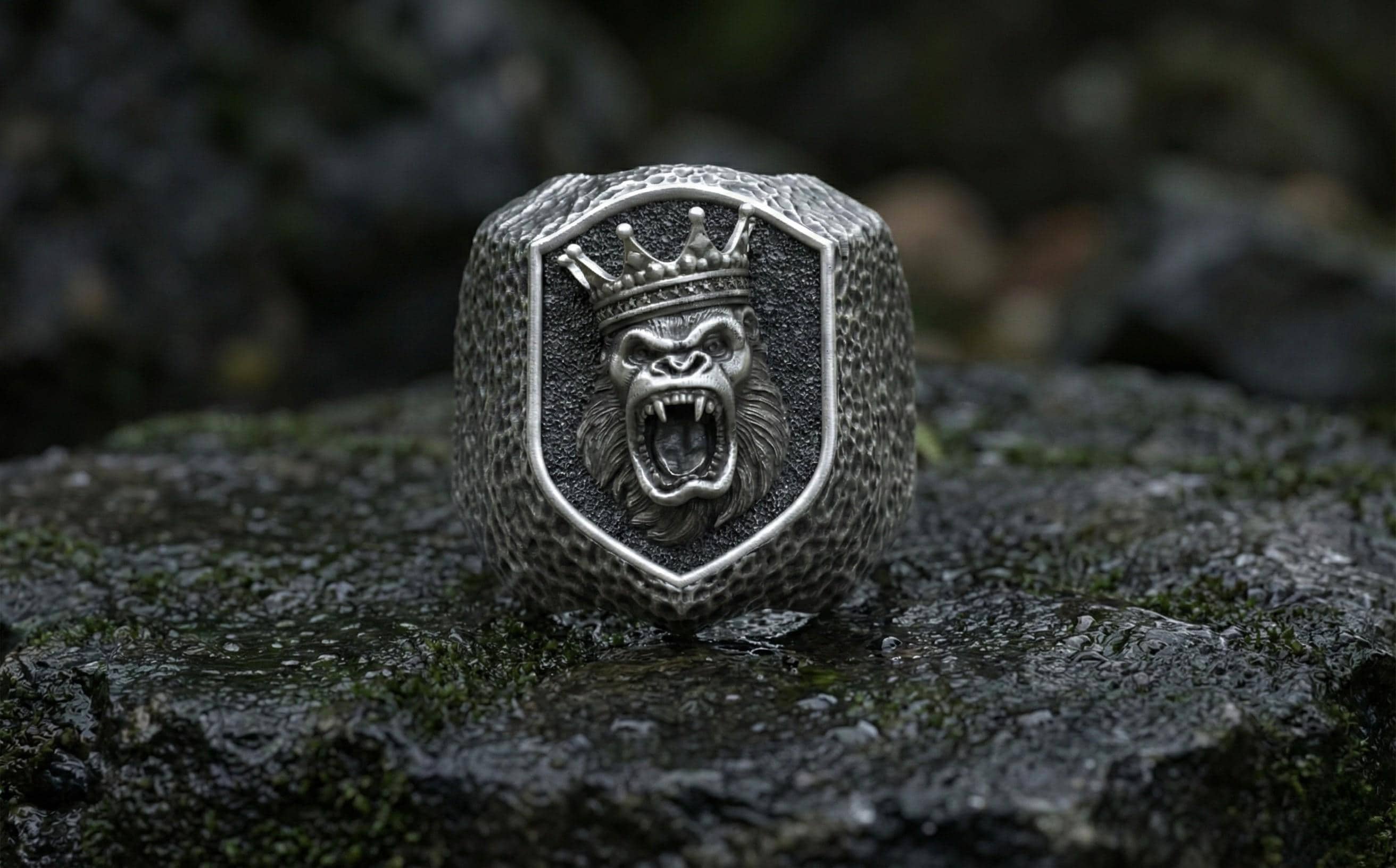 Taçlı Kral Goril Yüzüğü – Unisex Gümüş Hayvan Figürlü Yüzük