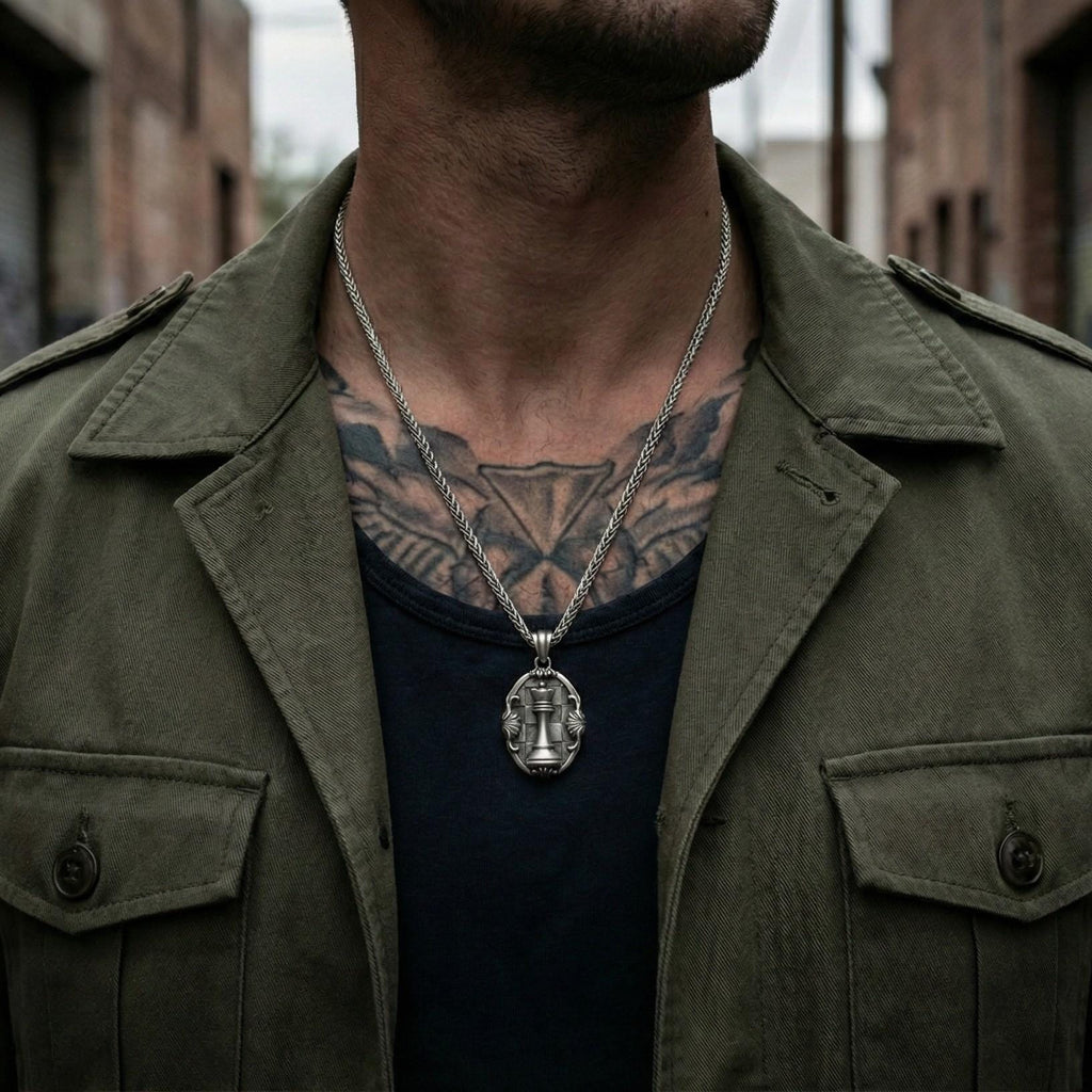 Antik Gümüş Satranç Vezir Kolye Ortaçağ Strateji Sembolü Takı