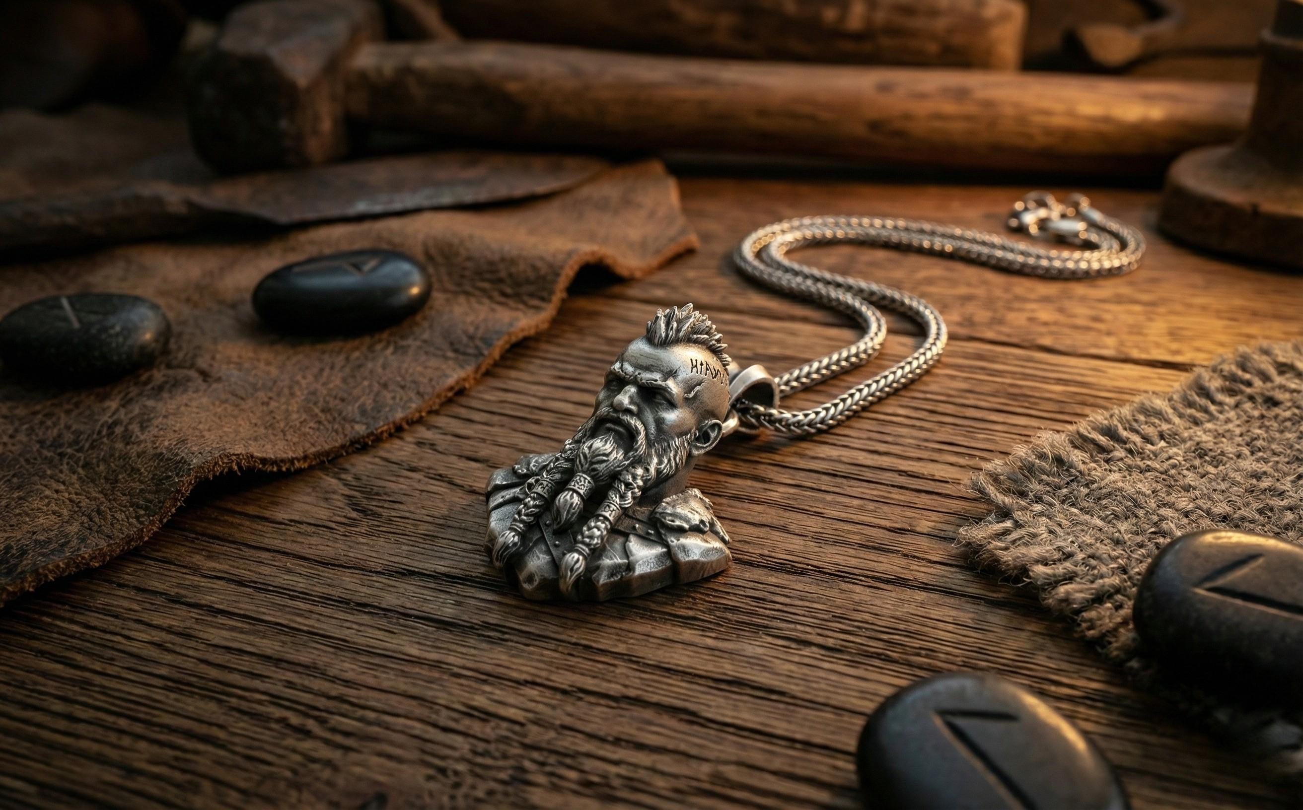 Ragnar Lodbrok Viking Kolye Ucu Gümüş İskandinav Savaşçı Takısı