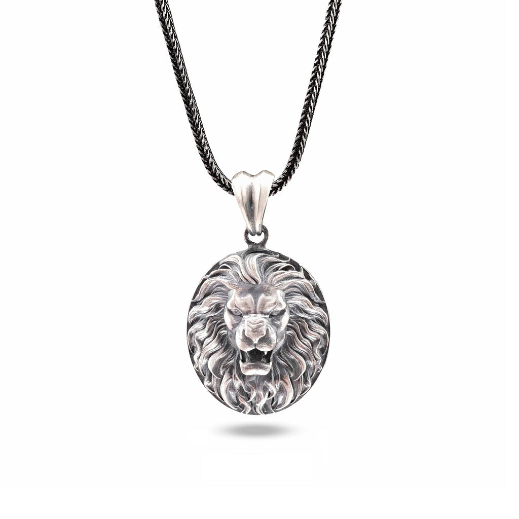 Aslan Kolye: Oksitli Gümüş - El Yapımı Erkek Takısı