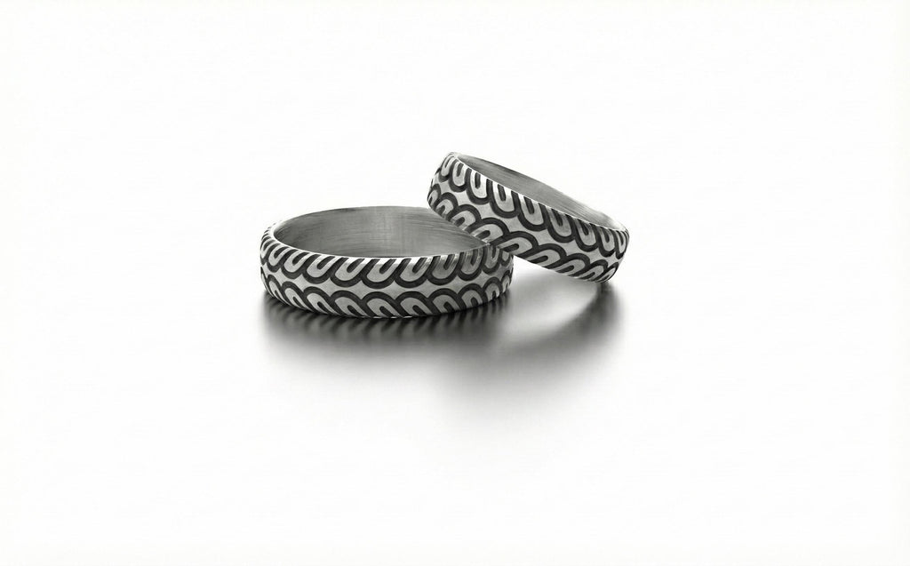 925 Ayar Gümüş Arazi Lastiği Desenli Unisex Yüzük