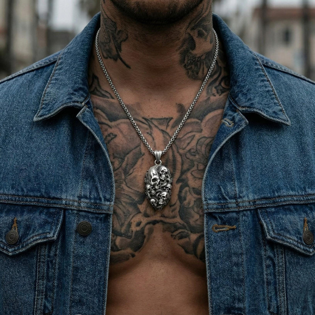 Gotik Kafatası Ve Yılan Temalı Gümüş Kolye