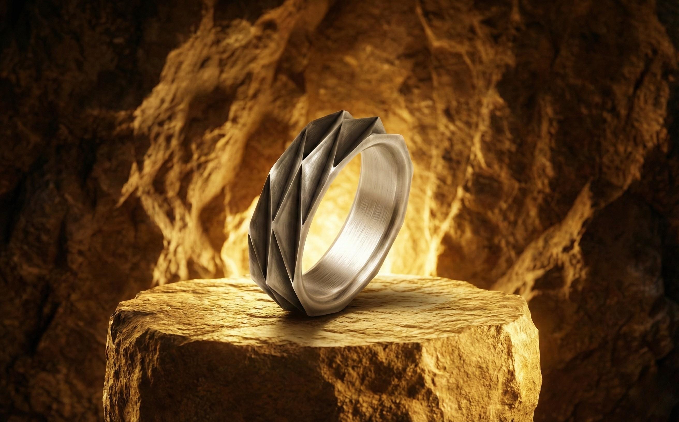 925 Ayar Gümüş Fasetli Yüzük – Unisex Geometrik Açılı Alyans