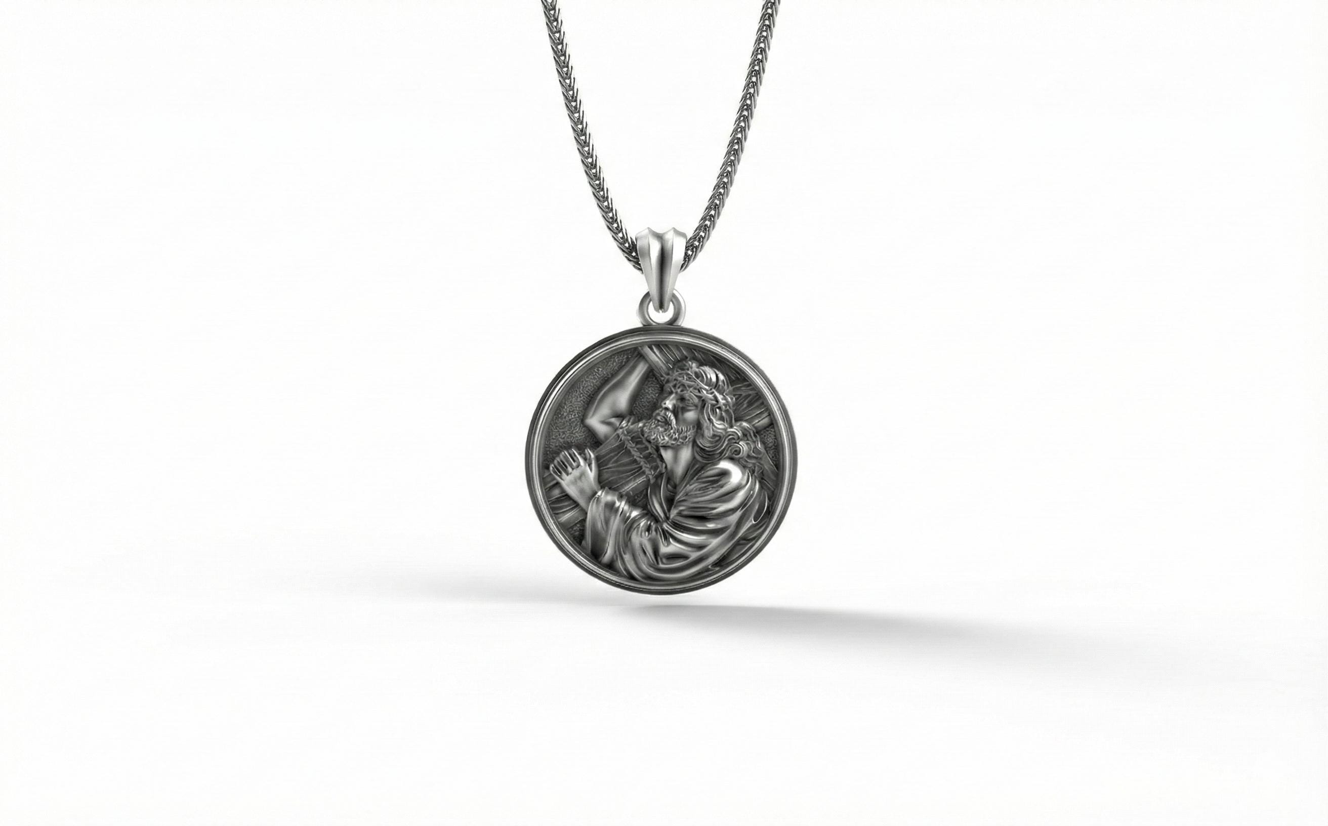 Antik Gümüş İsa'nın Çarmıh Taşıdığı Kolye Ucu Hristiyan Madalyon Takı