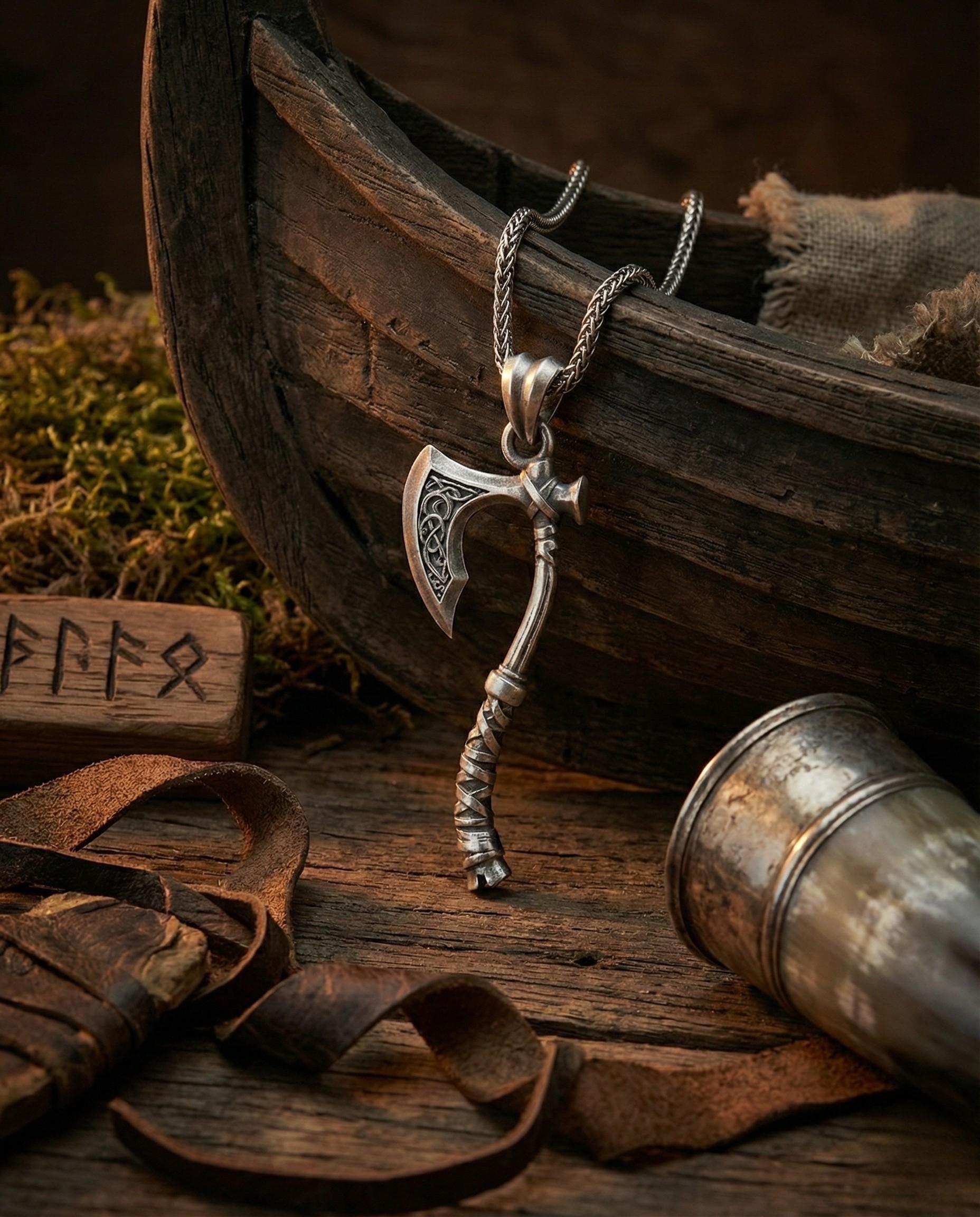 İskandinav Savaş Baltası Kolye Ucu Gümüş Viking Takısı