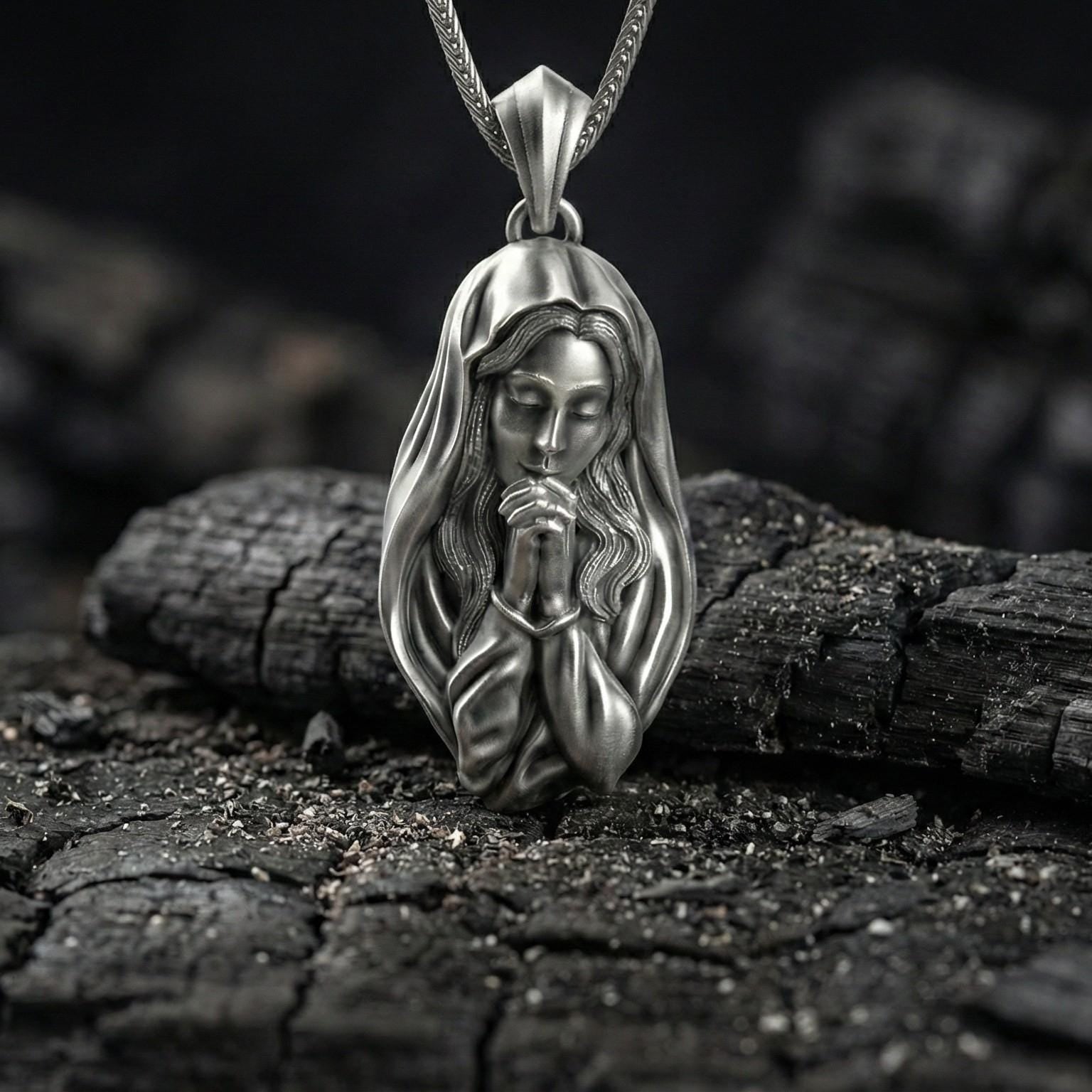 Dua Eden Meryem Ana Kolye, Oksitlenmiş Gümüş Dini Takı