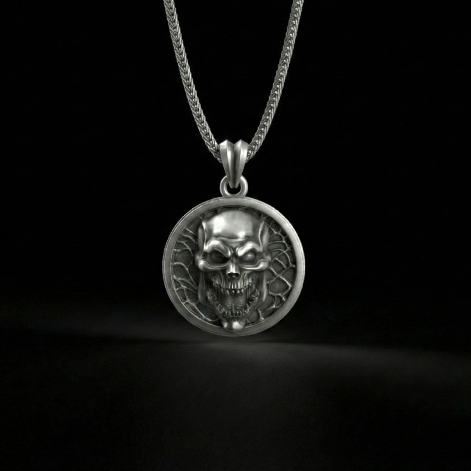 Canavar Kafası Kolye Oksitlenmiş Gümüş Korku Temalı Takı