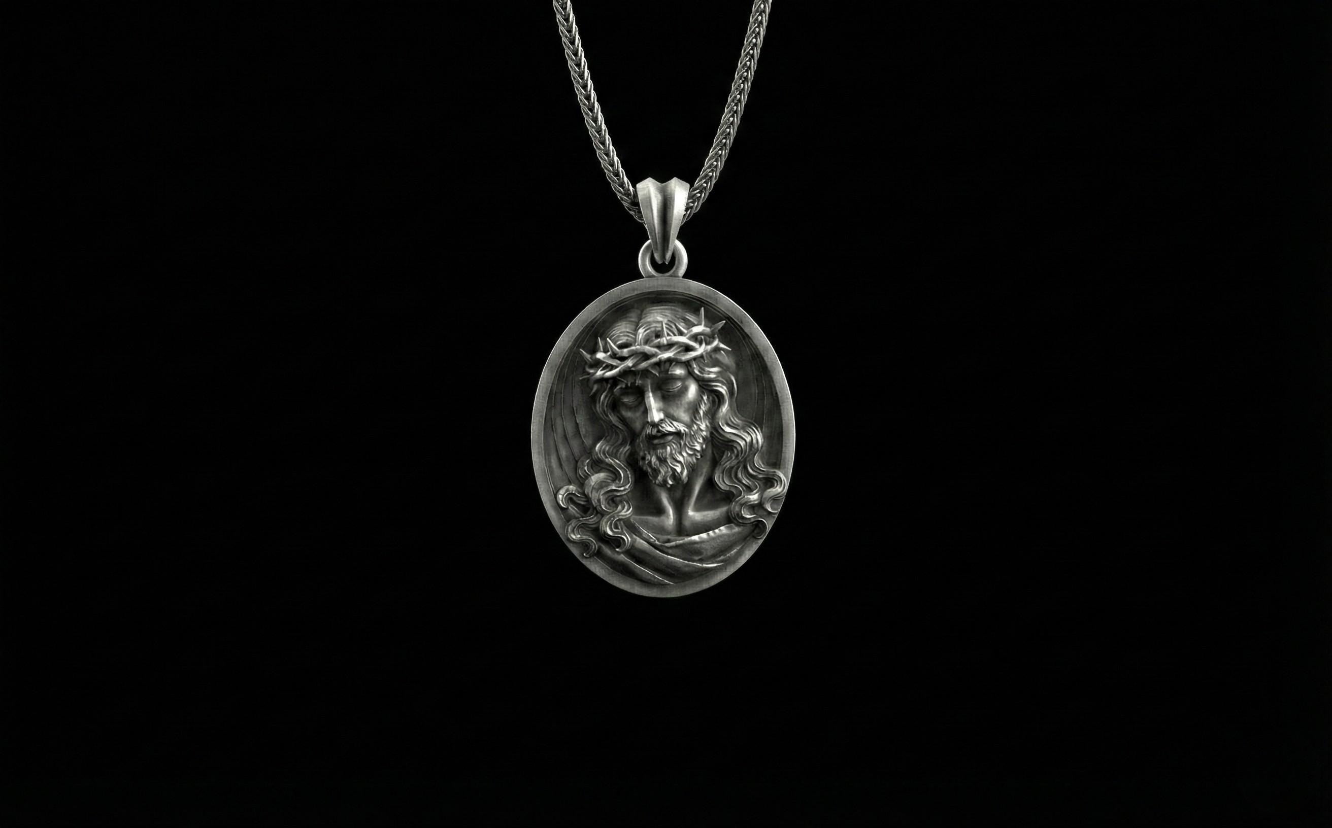 Gümüş İsa Mesih Madalyon Kolye Hristiyan Dini Takı