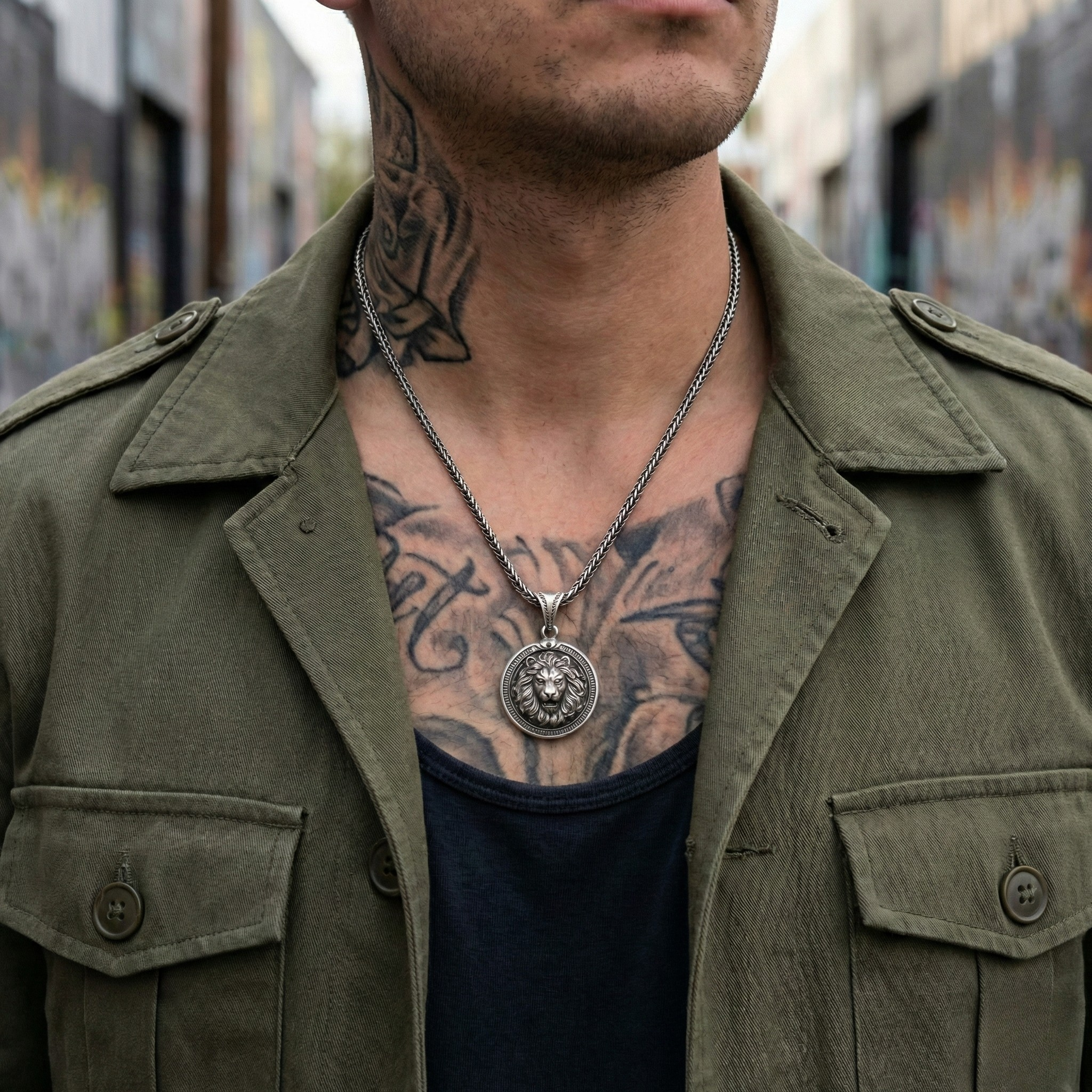 Aslan Kolye: Oksitli 925 Ayar Gümüş - Gotik Erkek Takısı