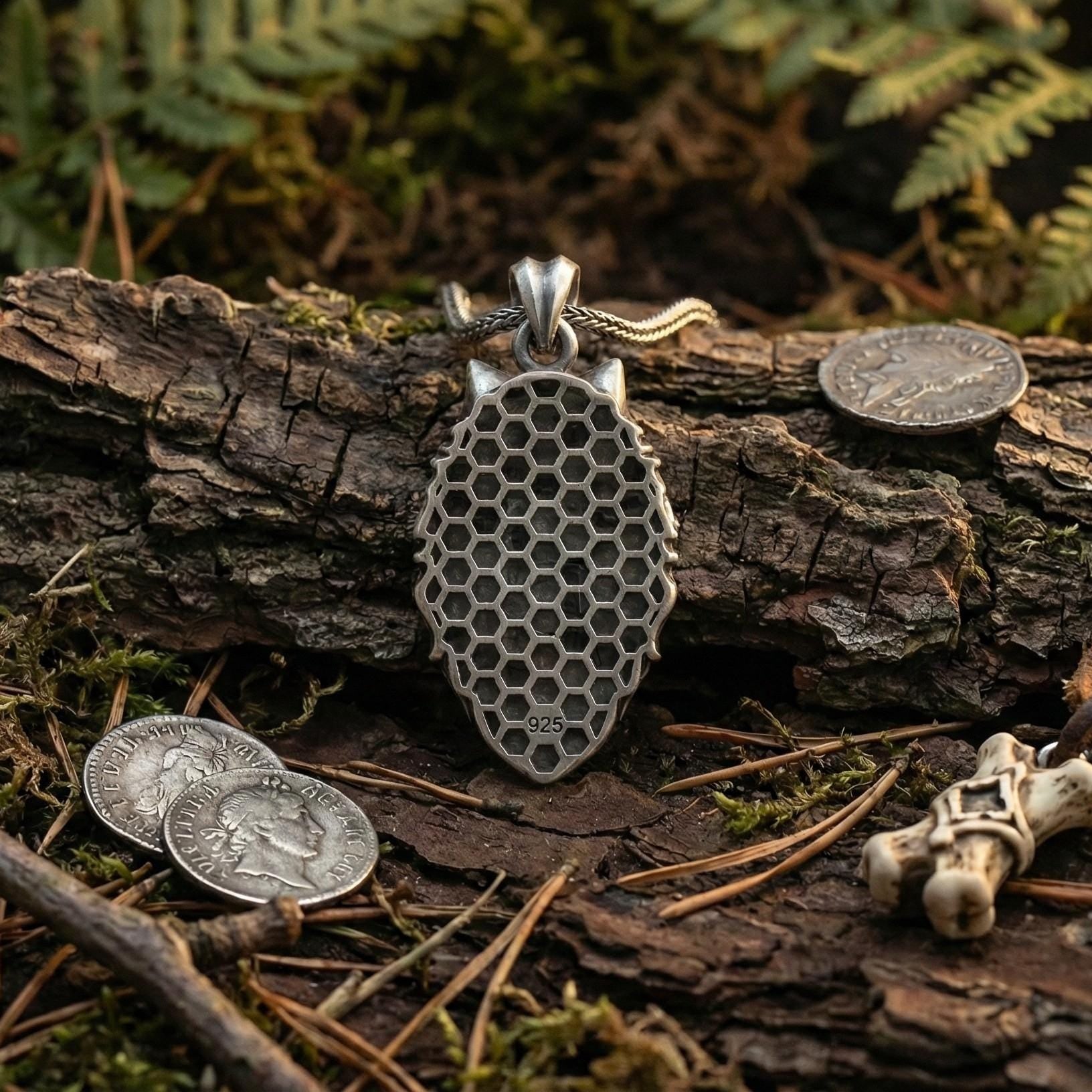 Ulfhednar Kurt Savaşçısı Kolye Ucu Oksitlenmiş Gümüş İskandinav Temalı Kolye