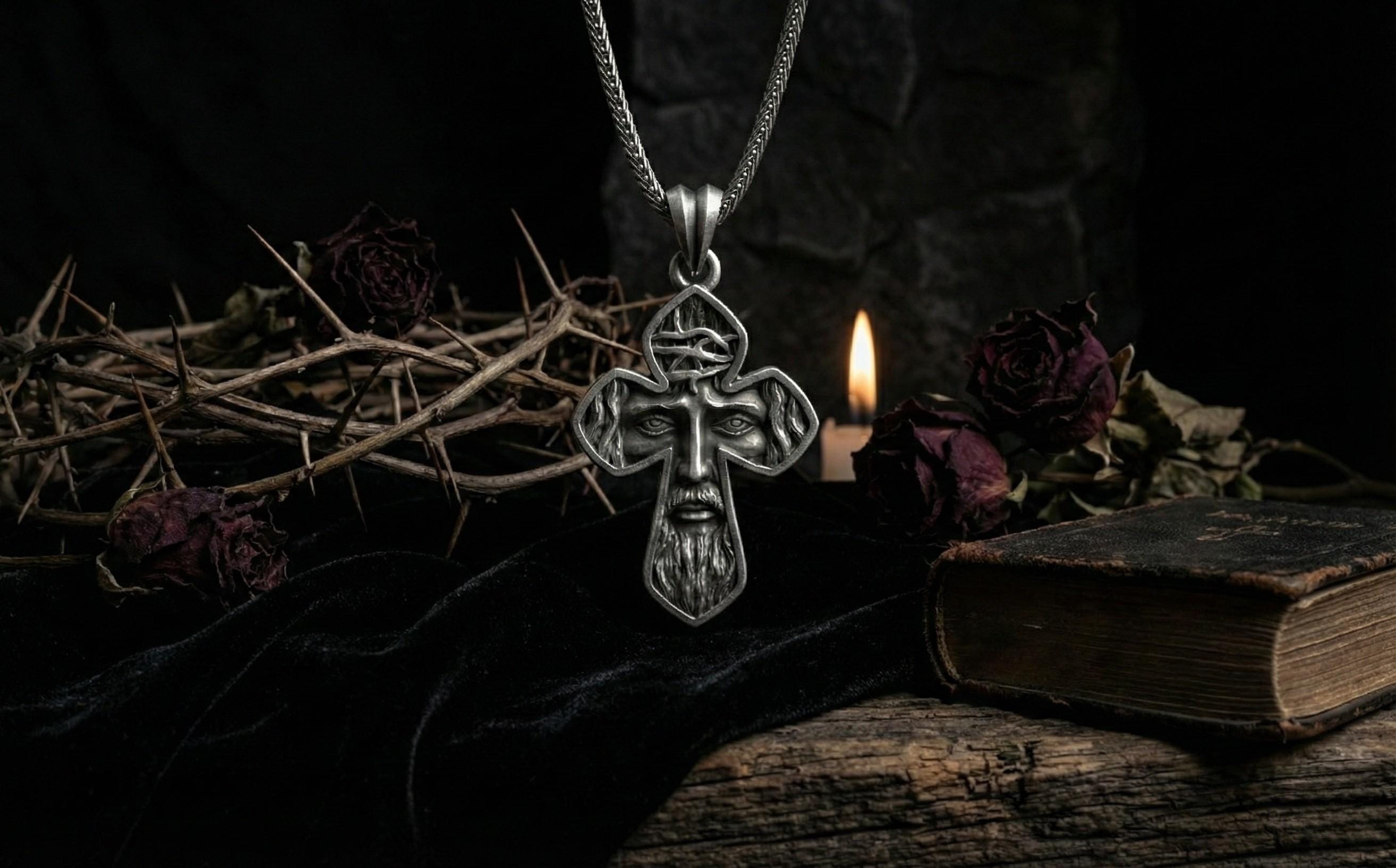 Gümüş İsa Yüzü Haç Kolye Ucu Hristiyan İnanç Takısı