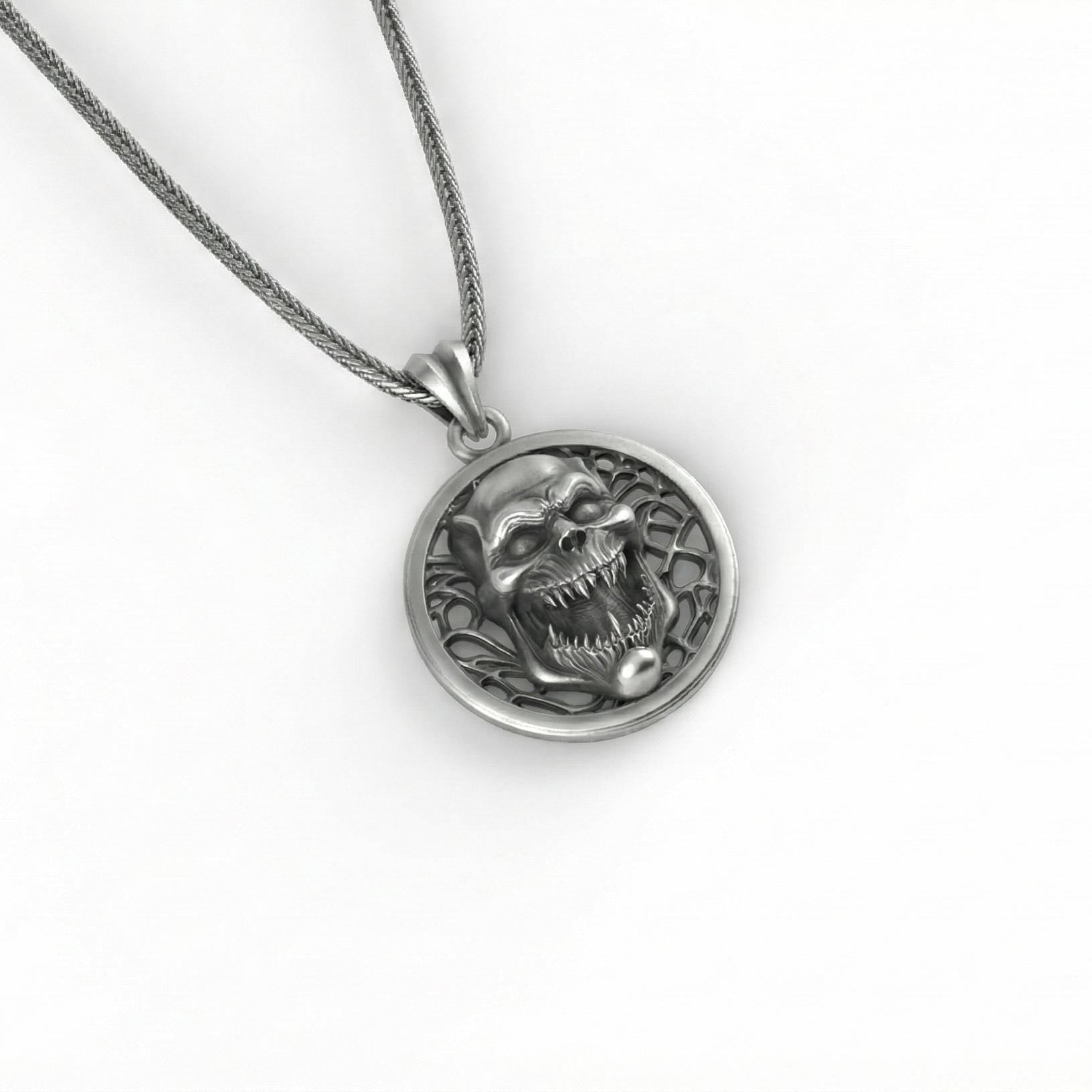 Canavar Kafası Kolye Oksitlenmiş Gümüş Korku Temalı Takı