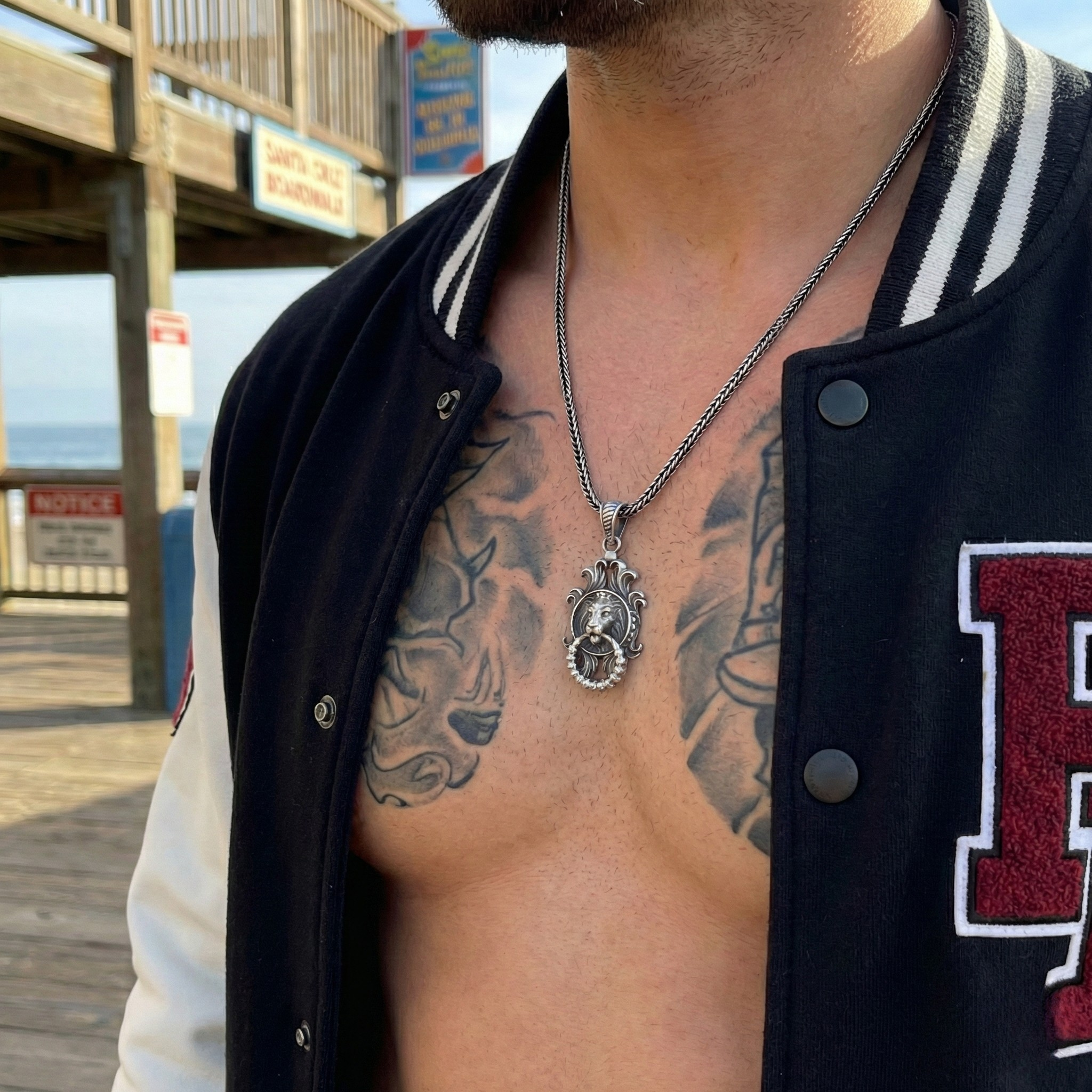 Gotik Aslan Kolye - El Yapımı Oksitli 925 Ayar Gümüş