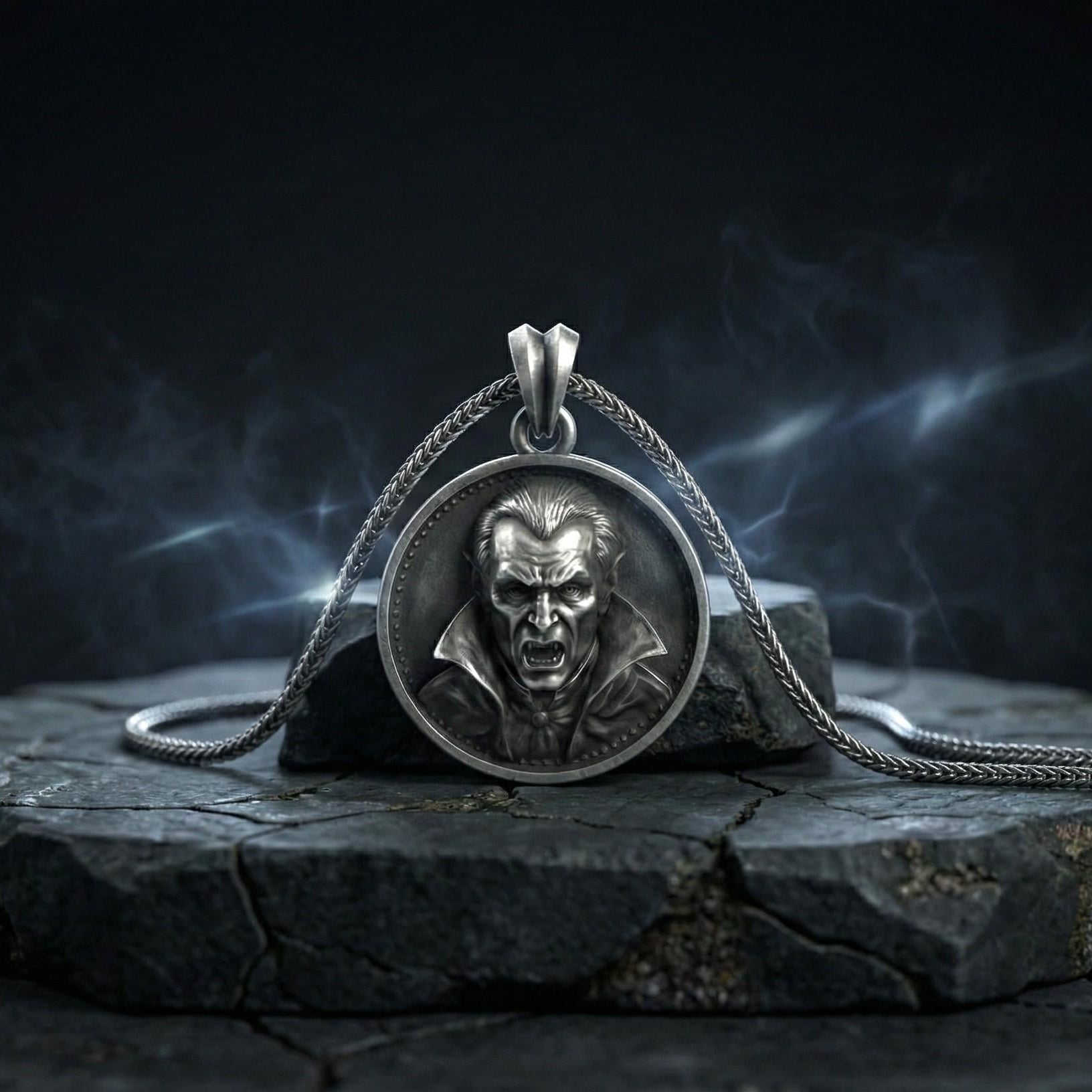 Vampir Madalyon Kolye, Gümüş Gotik Takı
