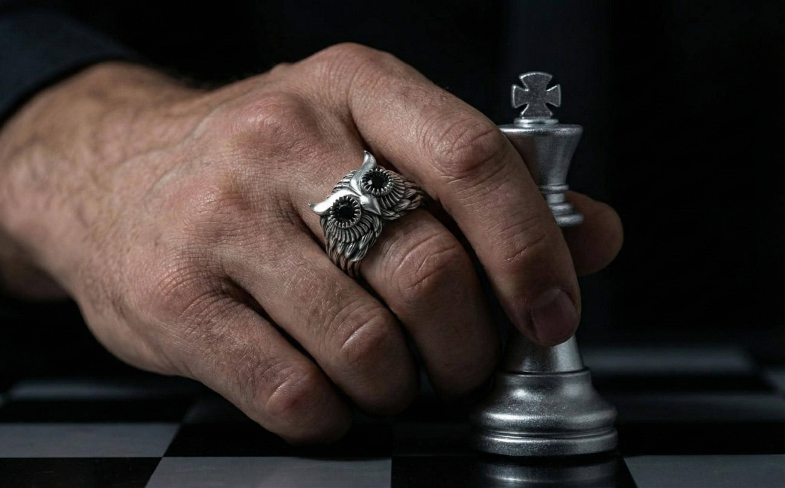 Gümüş Baykuş Yüzük – Gözleri Siyah Taş Detaylı Unisex Kuş Yüzük