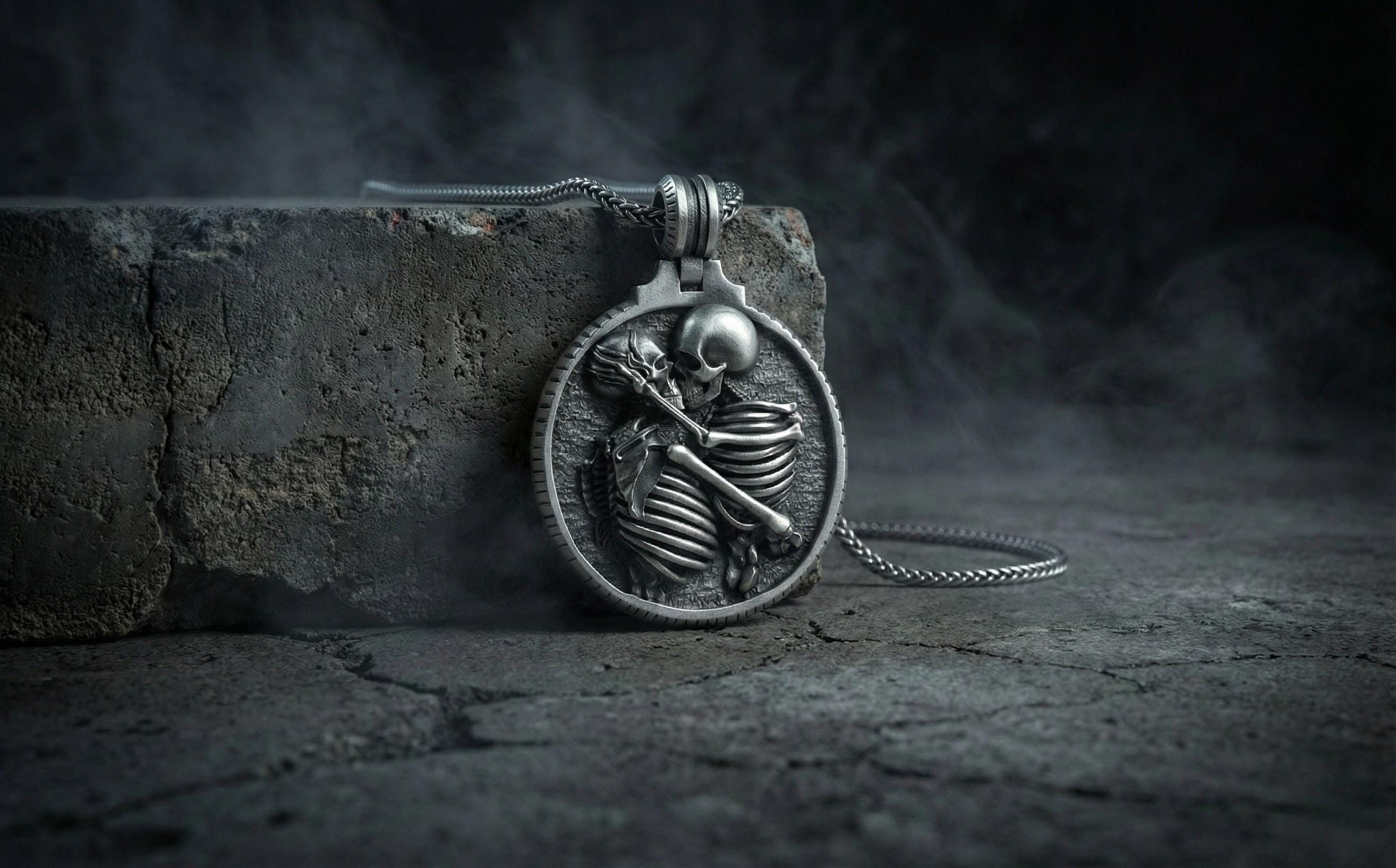 Gümüş Sarılan İskelet Çift Kolye Gotik Takı