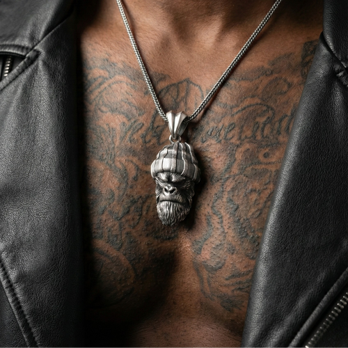 925 Ayar Gümüş Goril Kolye: El Yapımı Oksitli Erkek Kolyesi