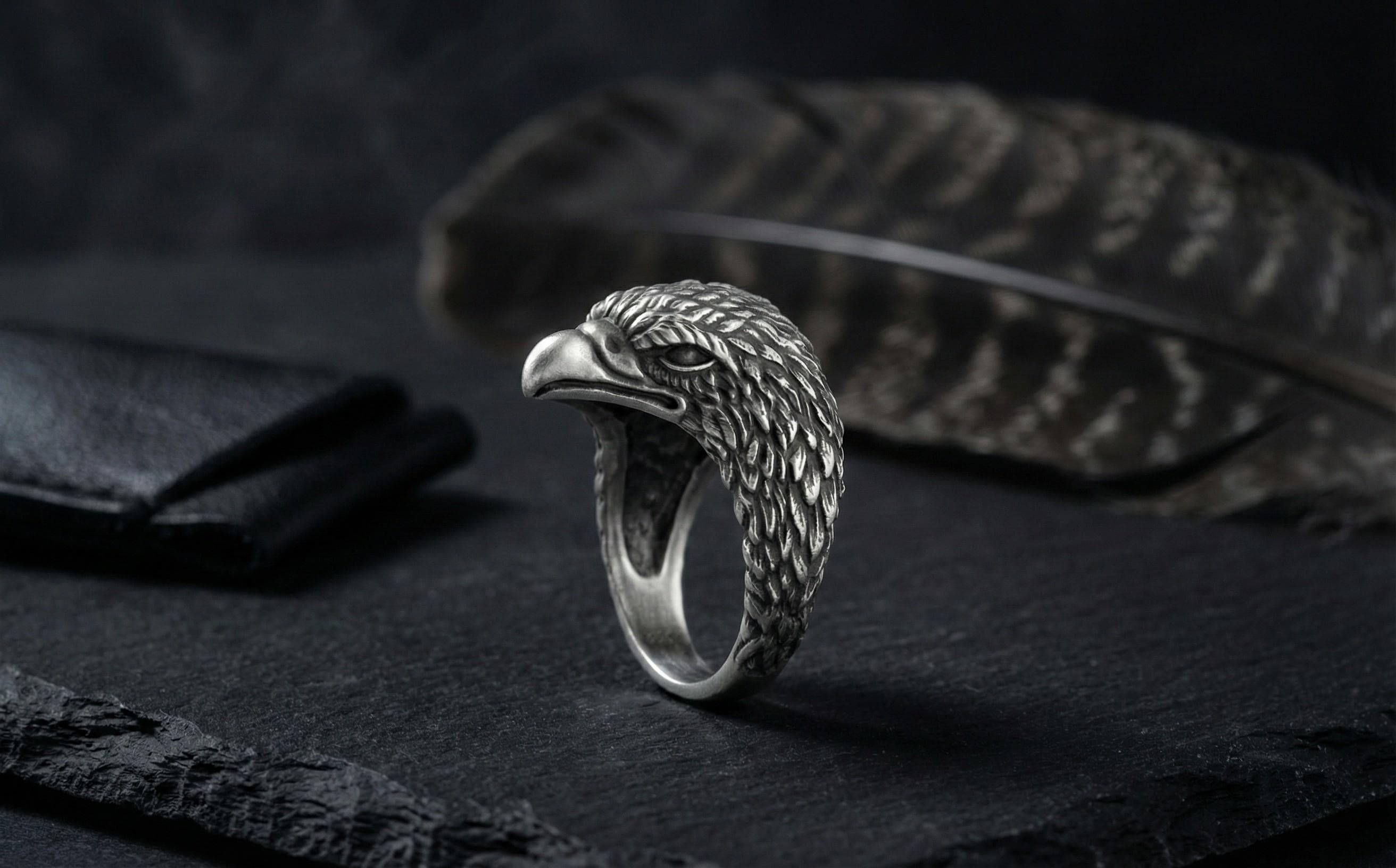 Oksitlenmiş Kartal Başlı Yüzük: Unisex Gümüş Kuş Yüzüğü