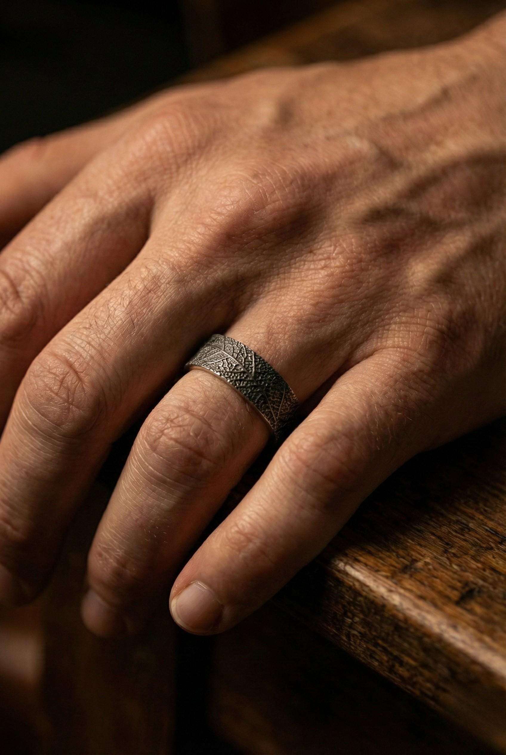 925 Ayar Gümüş Yaprak Dokulu Yüzük – Unisex Doğal Desenli Yüzük