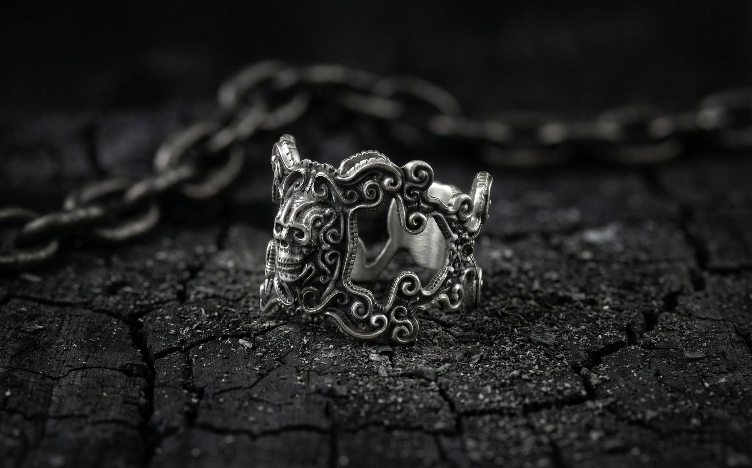 925 Ayar Gümüş Kafatası Yüzüğü – Unisex Gotik Barok Tarzı Yüzük