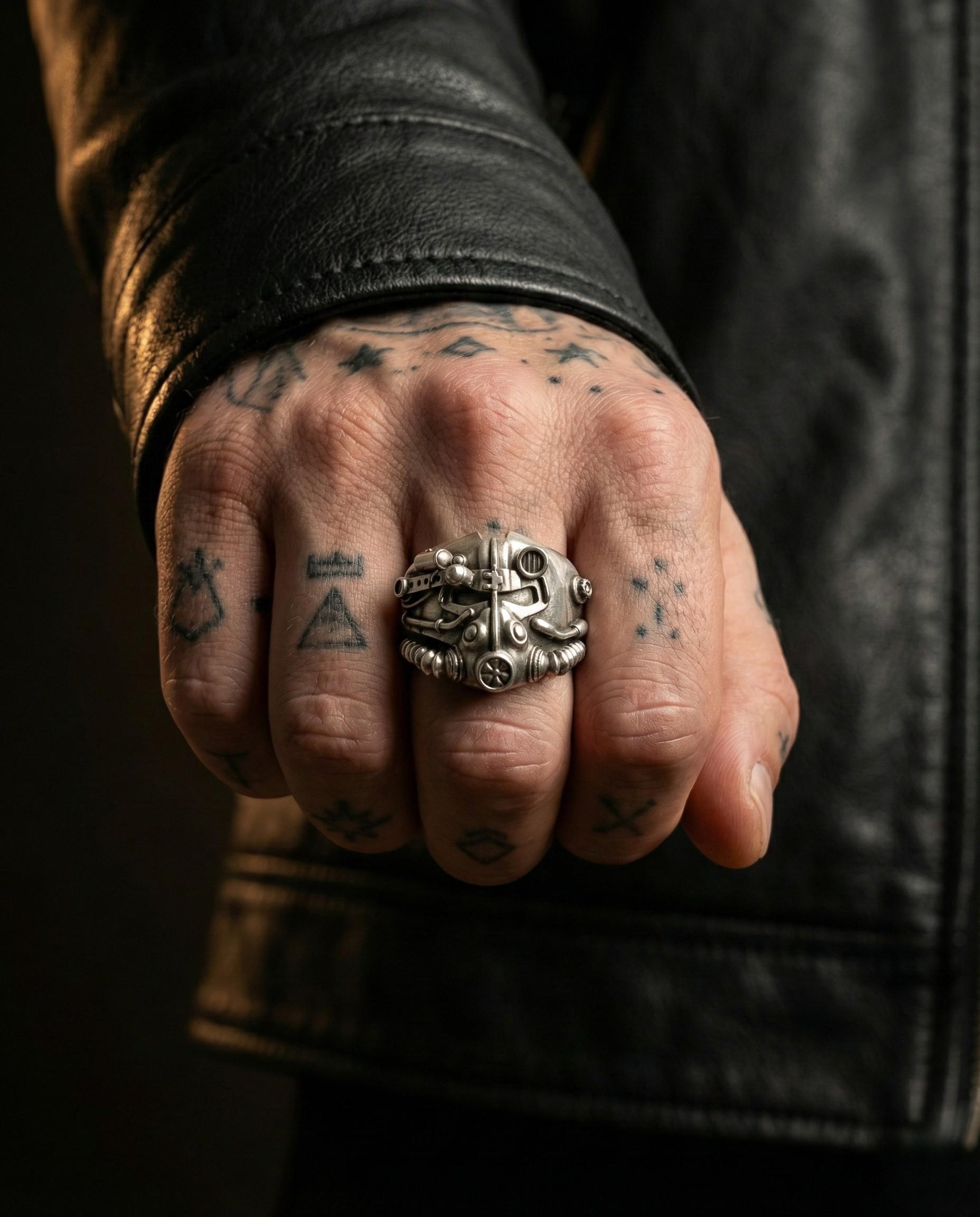 Fallout Gaz Maskesi Yüzüğü: Kıyamet Sonrası Temalı 925 Ayar Gümüş Unisex Oyun Yüzüğü