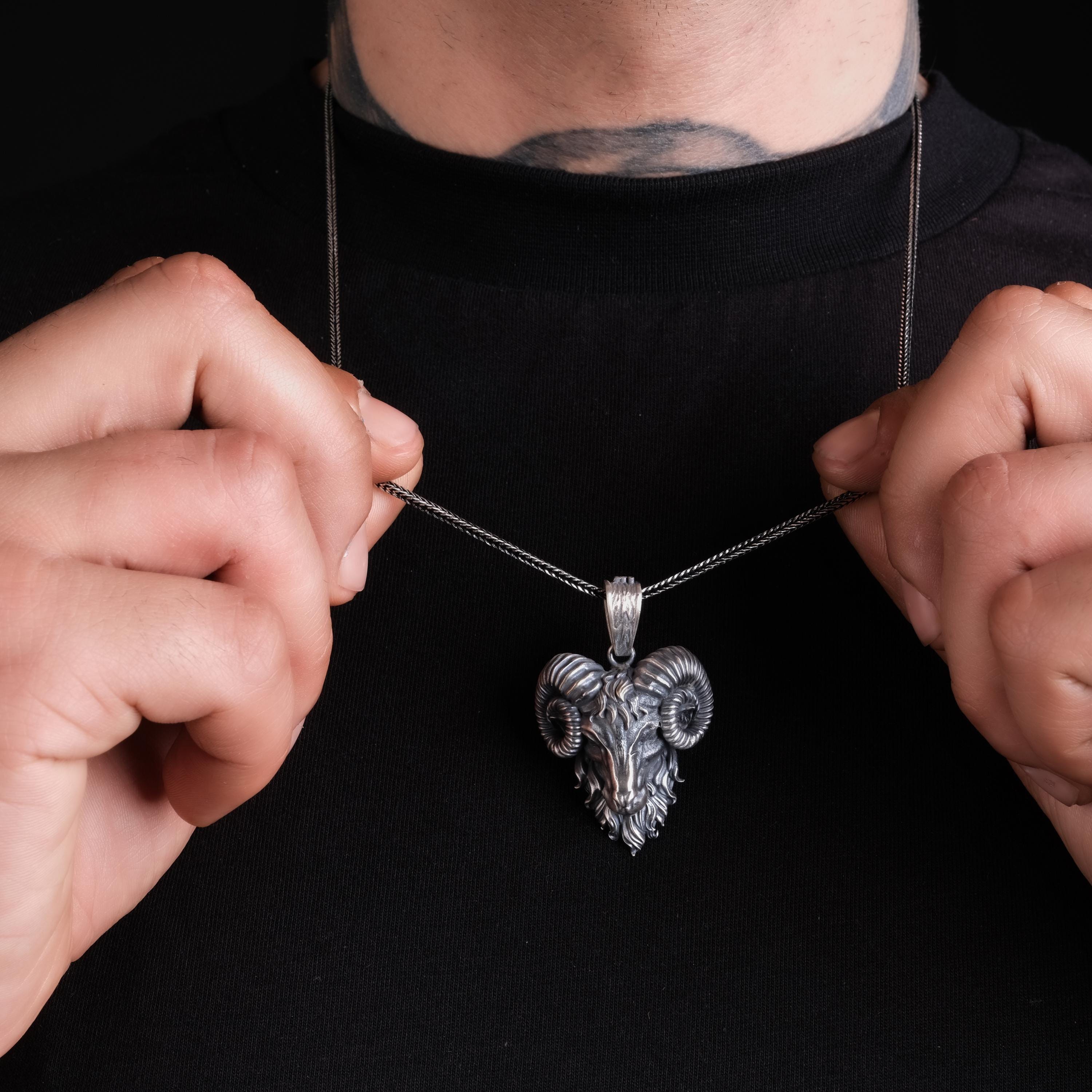 925 Ayar Gümüş Koç Kolye - Oksitli El Yapımı Gotik Kolye