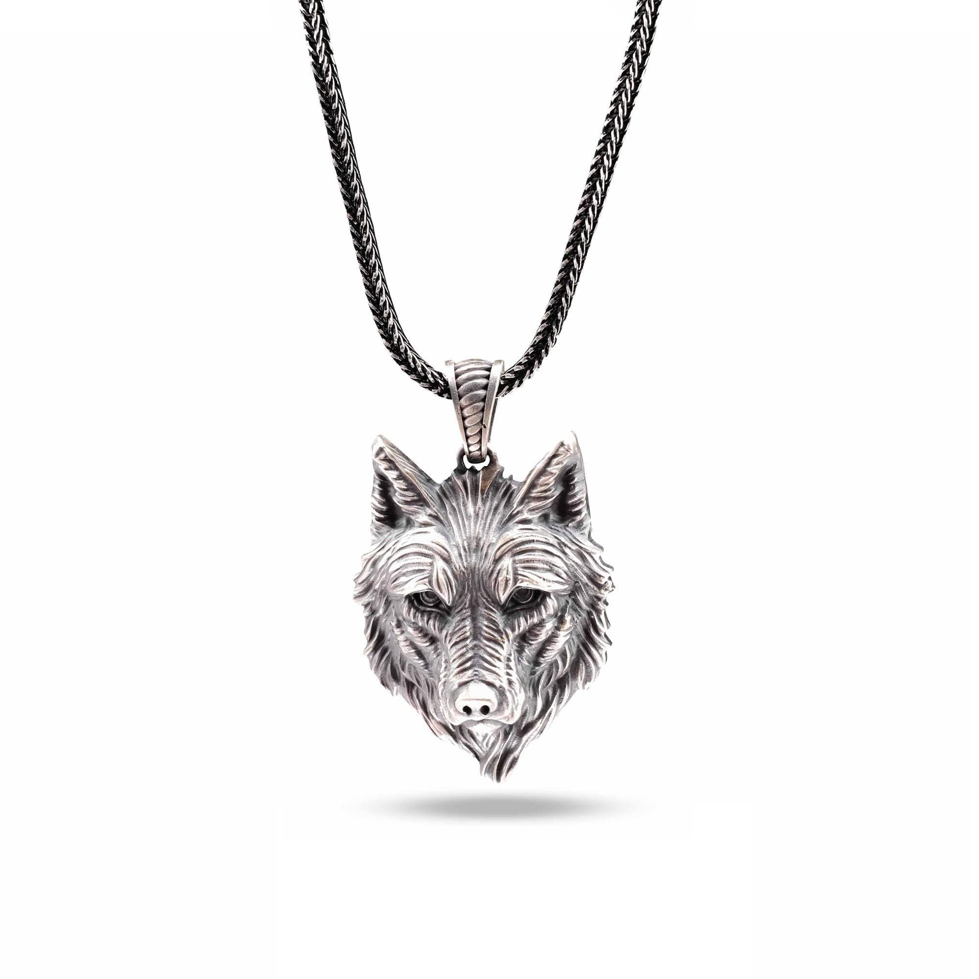 Kurt Kafası Kolye: El Yapımı Gümüş, Oksitlenmiş Gotik Tarzı