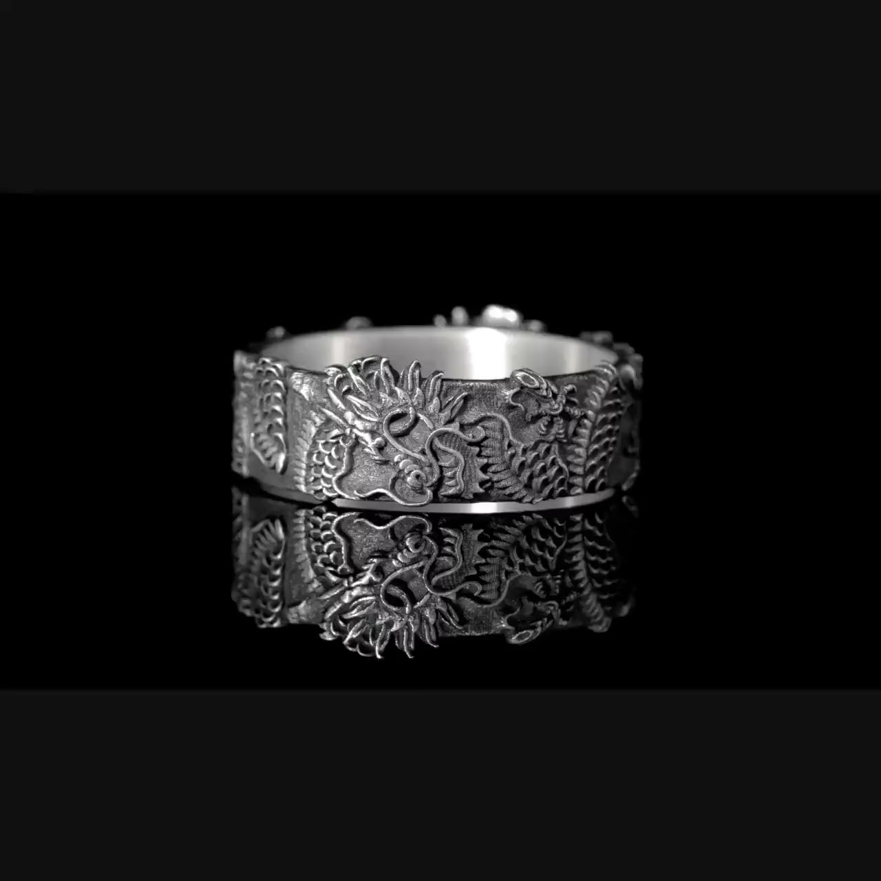 Gümüş Ejderha Yüzüğü, Oksitlenmiş El Yapımı