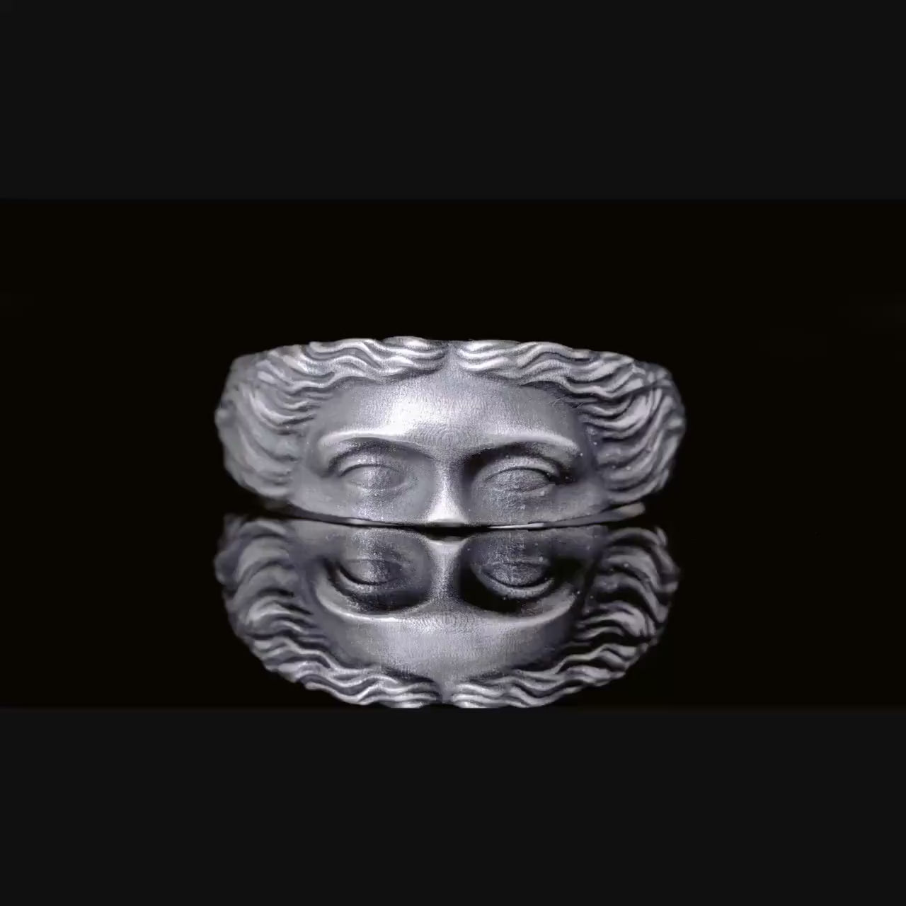 Doğadan İlham Alan Venüs Yüzük